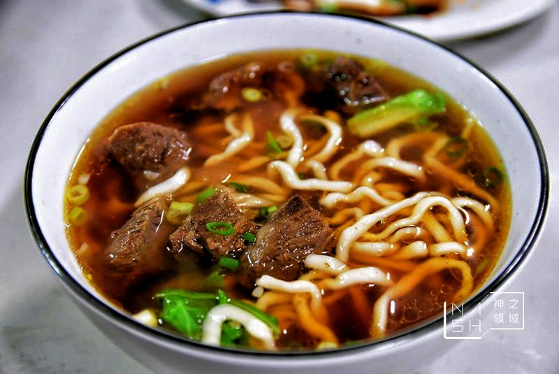 捷運雙連美食推薦｜好佳麵食館 牛肉麵只要75元! 雙連超便宜小吃美食推薦