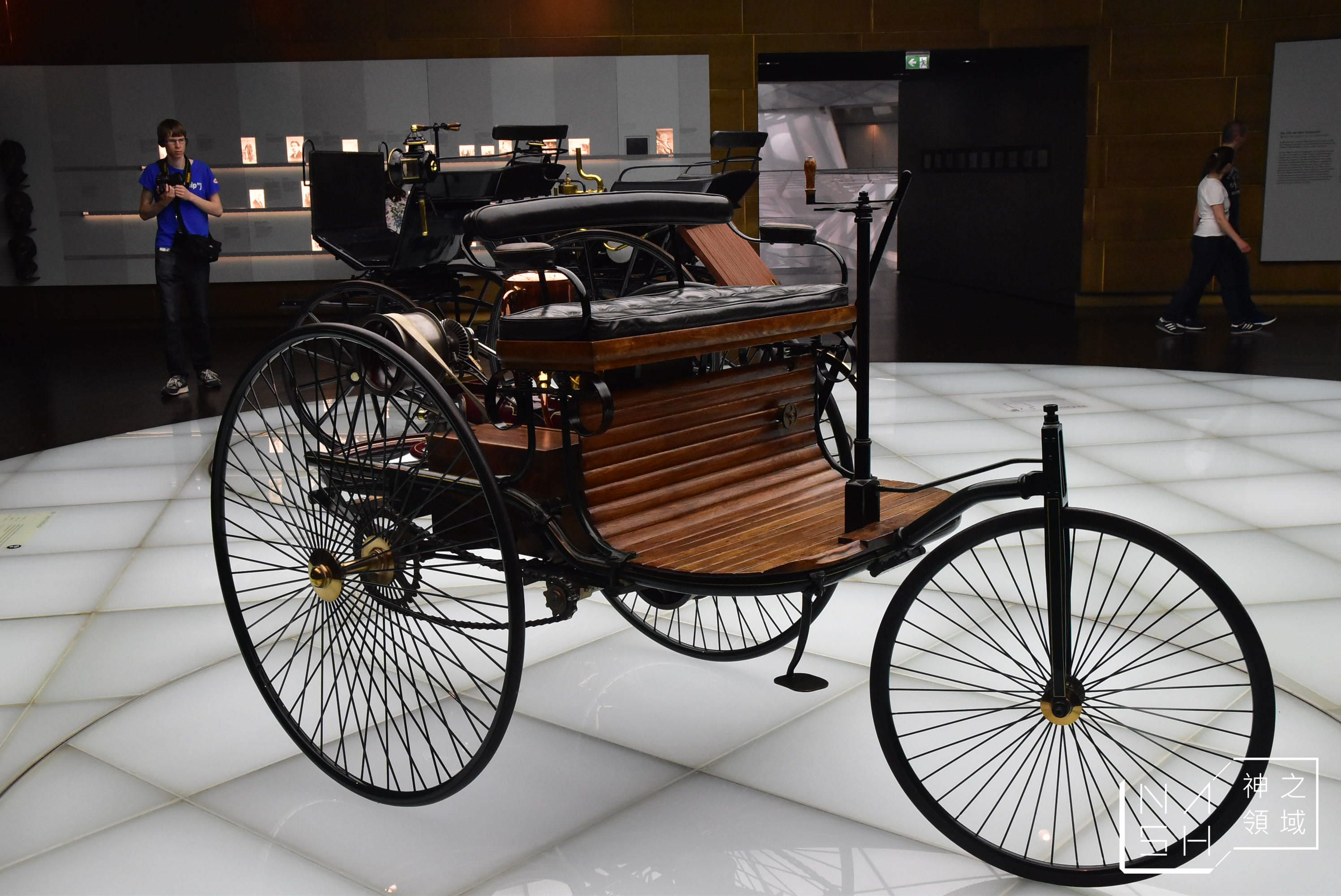 Mercedes Benz Meseum,賓士博物館交通,斯圖加特推薦,斯圖加特景點,斯圖加特賓士,賓士博物館