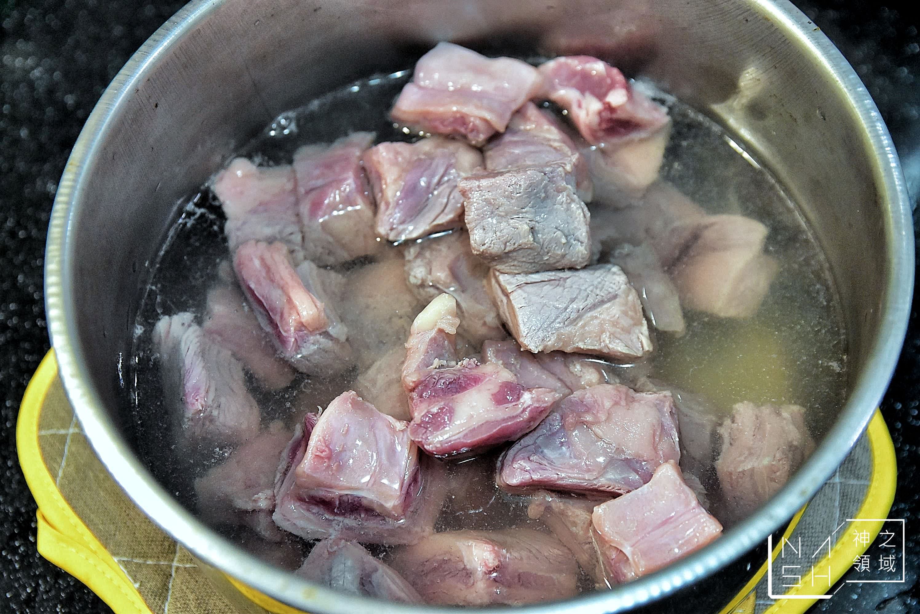 清燉牛腩湯