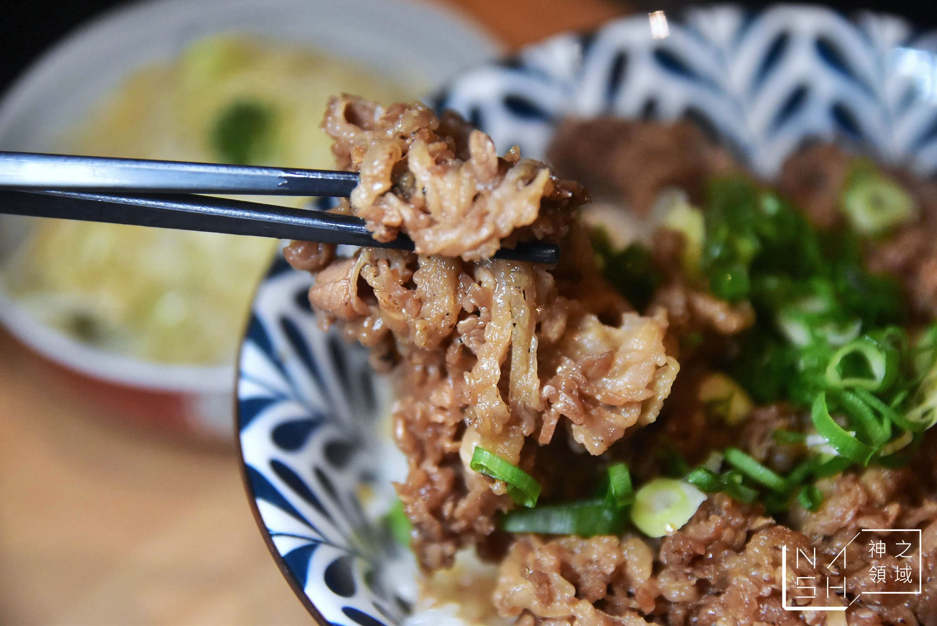 牛丁次郎坊,高雄燒肉丼飯推薦,高雄牛丁次郎
