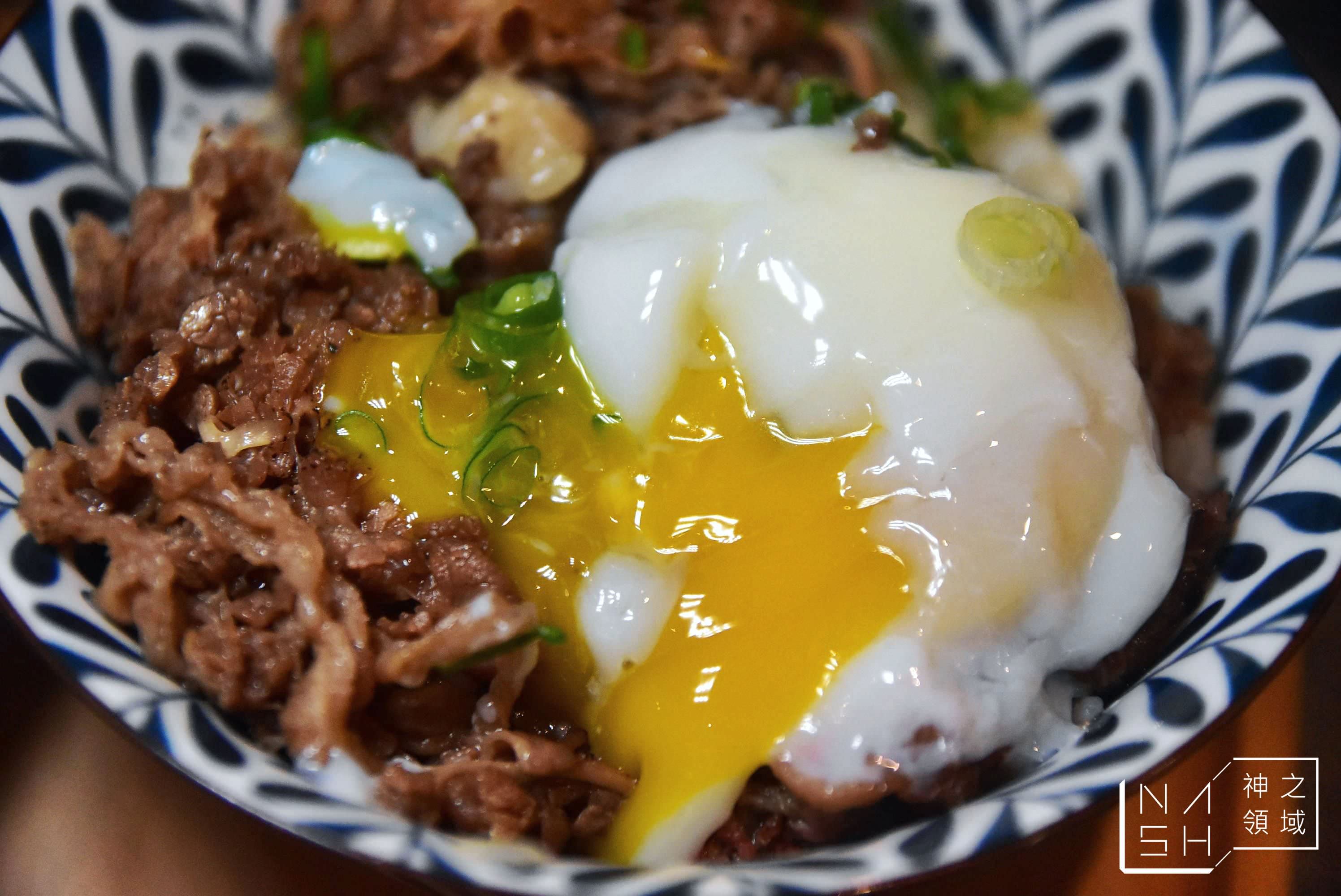 高雄燒肉丼飯推薦,高雄牛丁次郎,牛丁次郎坊 @Nash，神之領域