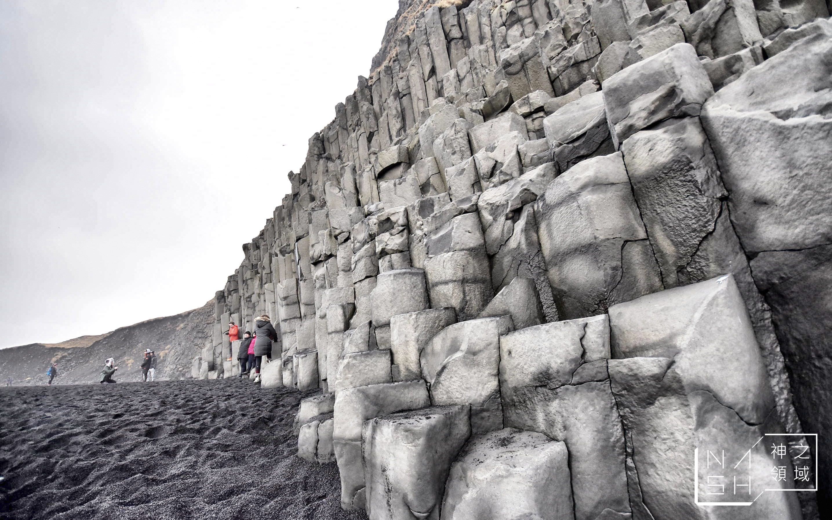 Reynisfjara Beach,冰島自由行環島景點推薦,冰島自助景點推薦,黑沙灘