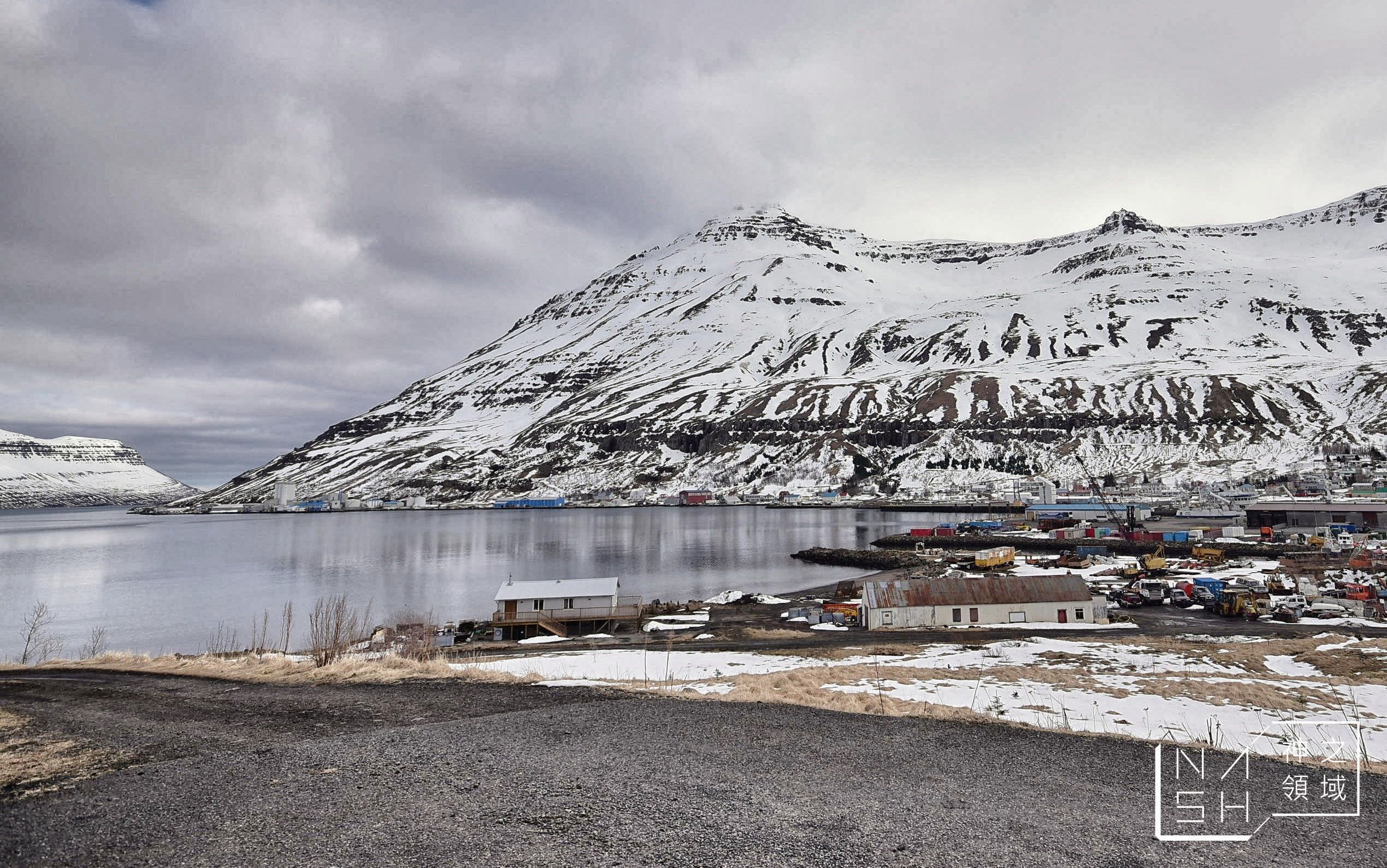 冰島自由行環島景點推薦,塞濟斯菲厄澤,Seydisfjordur,冰島東部峽灣小鎮,白日夢冒險王滑板公路