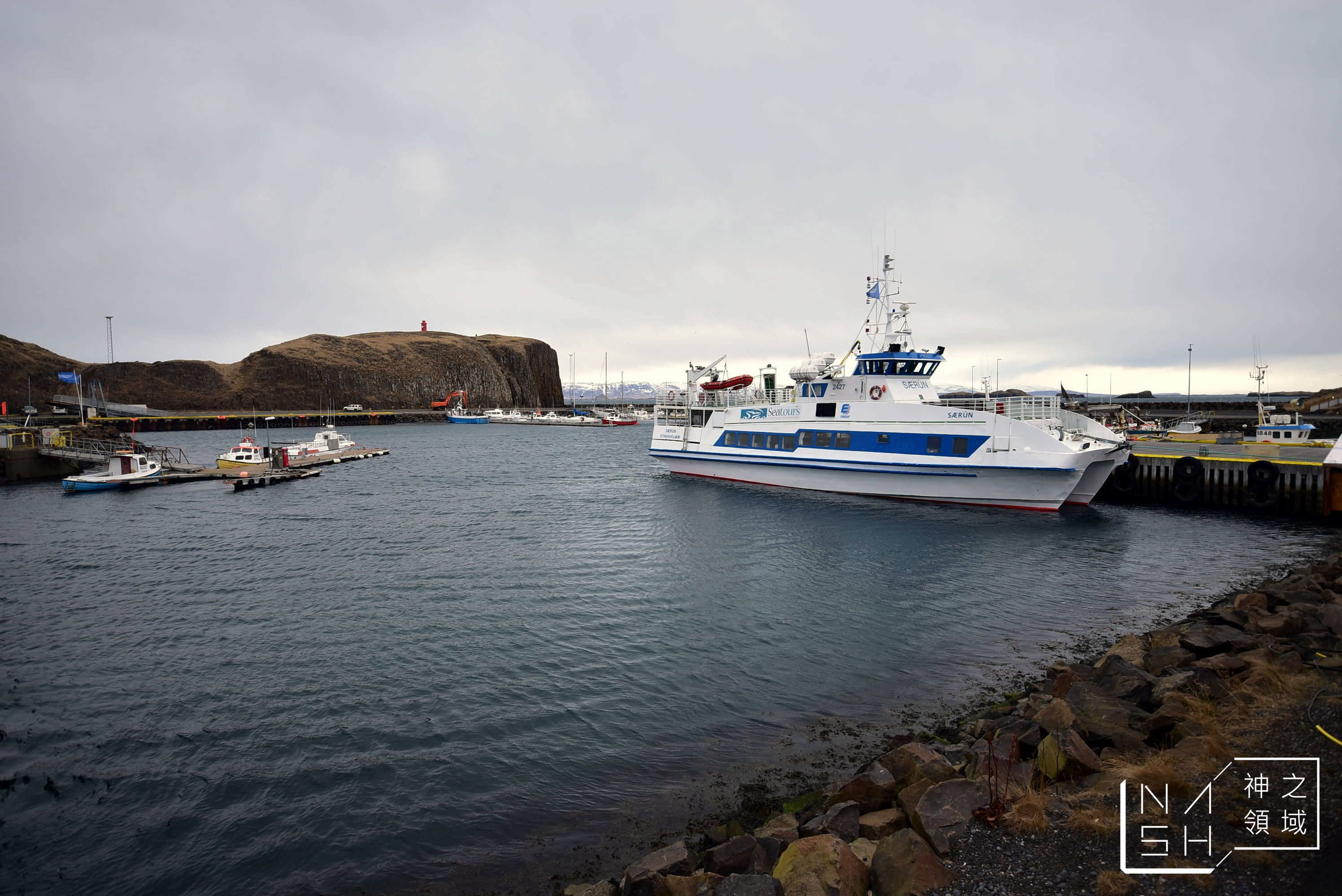 白日夢冒險王,冰島自由行環島景點推薦,斯蒂基斯霍爾米,Stykkisholmur,白日夢冒險王靴子酒吧,靴子酒吧