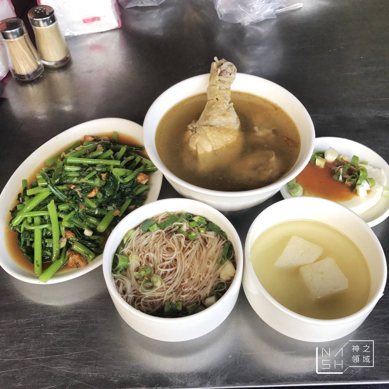 平菁街麻油雞