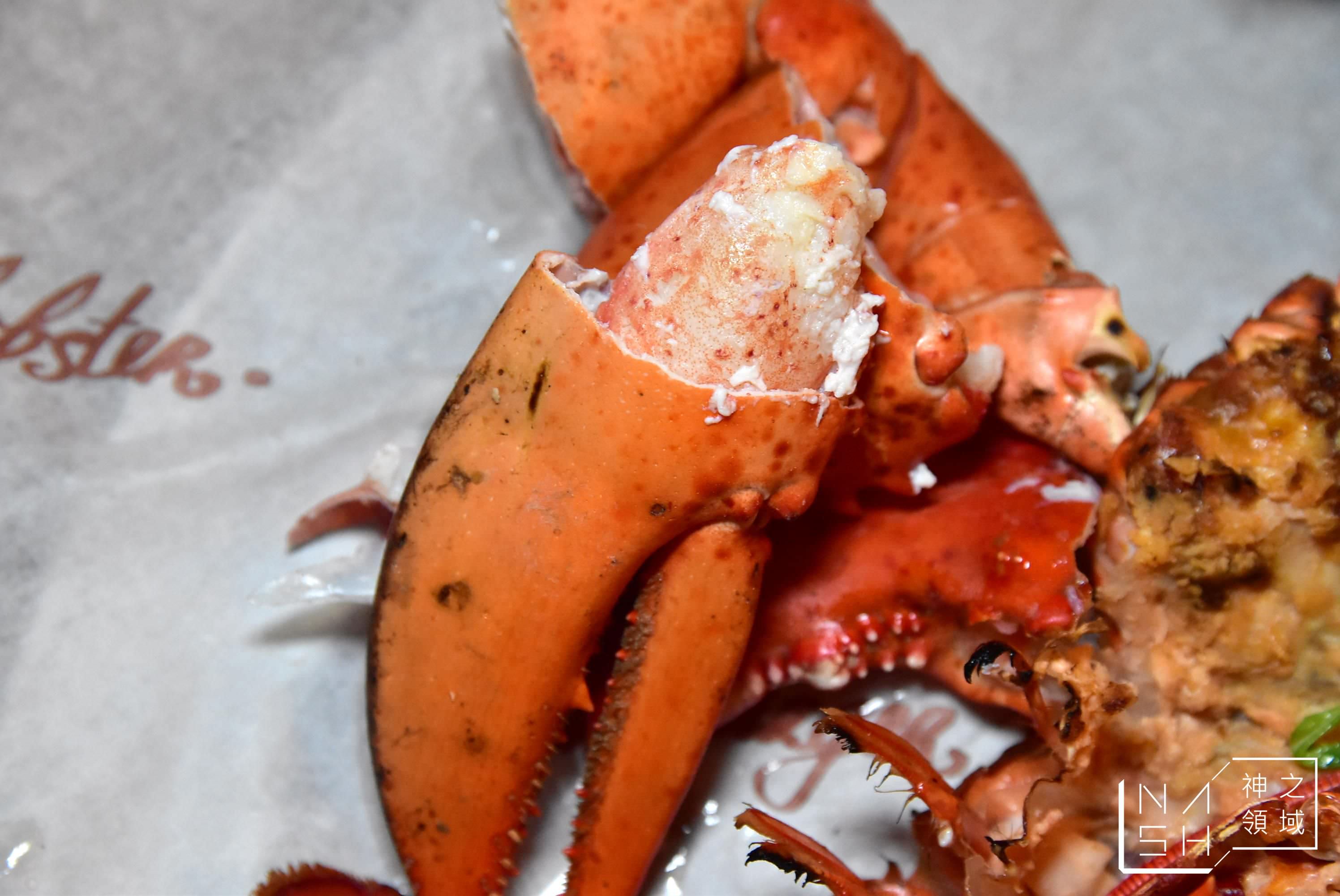Burger & Lobster