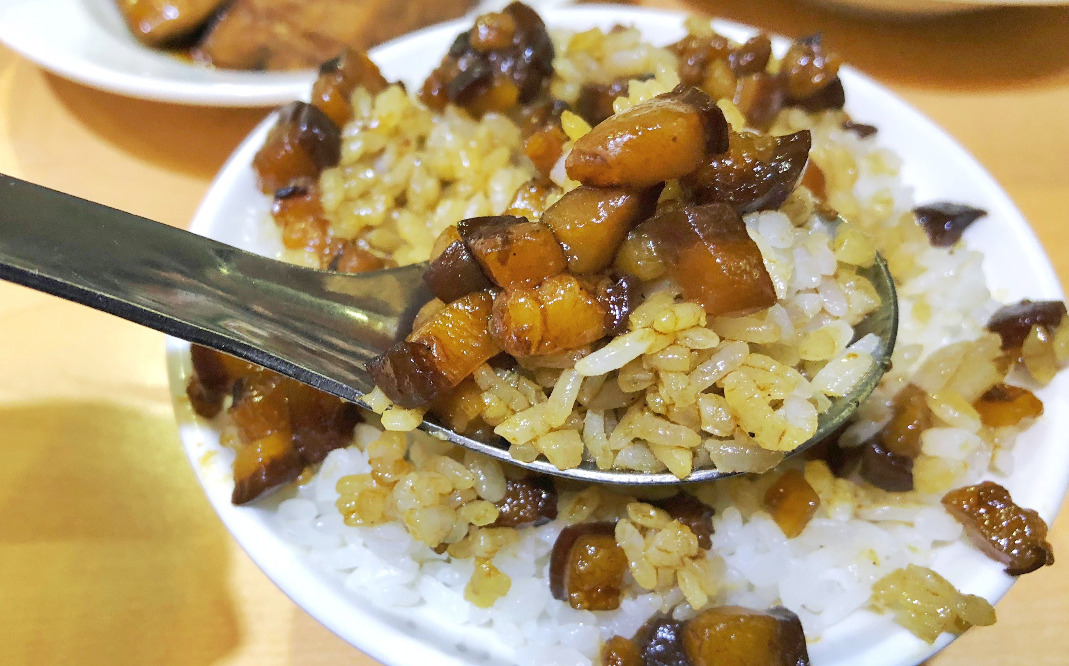捷運公館美食｜魯肉飯香(金乓魯肉飯) 無地雷!每一樣都超好吃