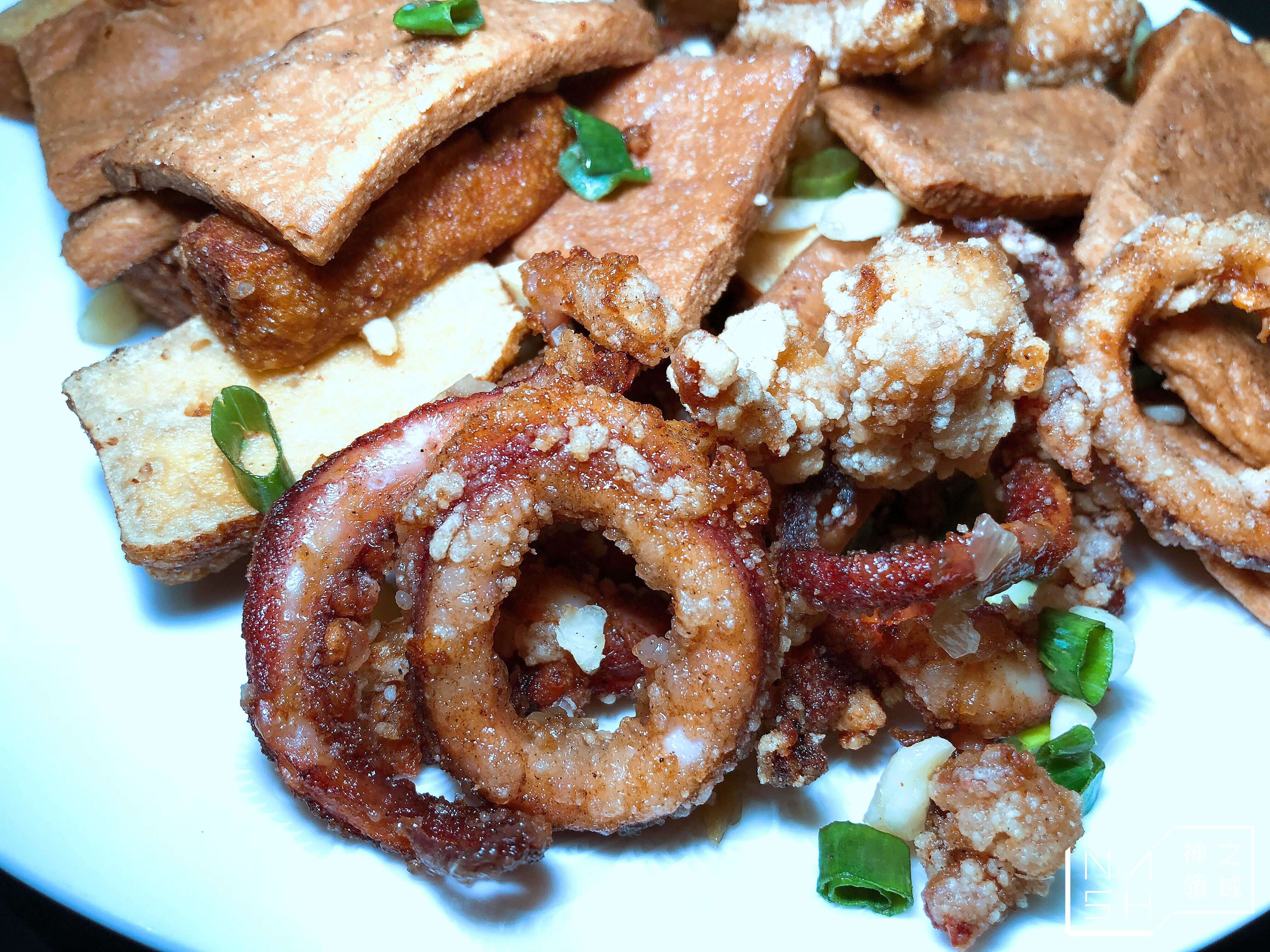 饗味鹹酥雞