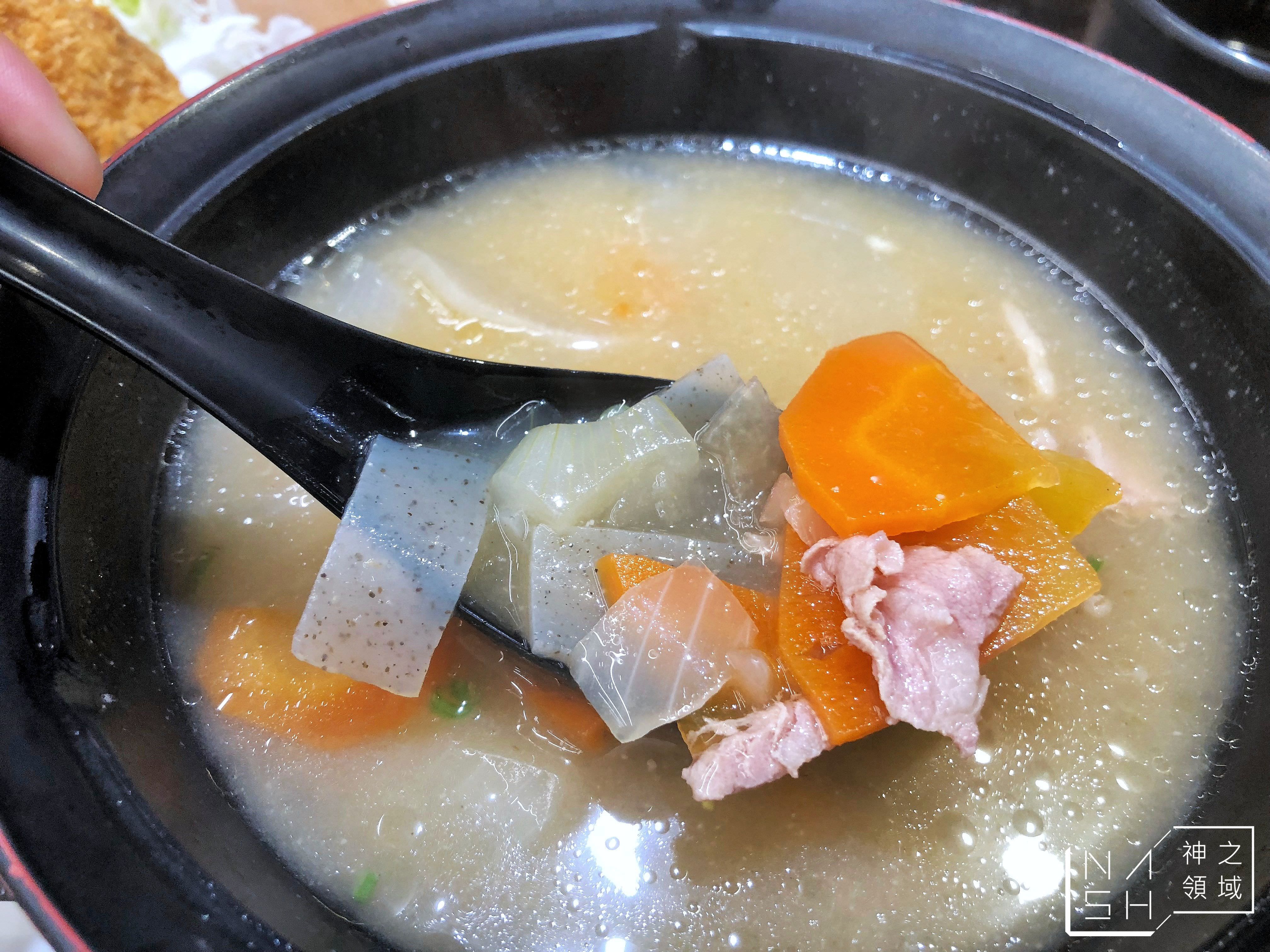 吉豚屋