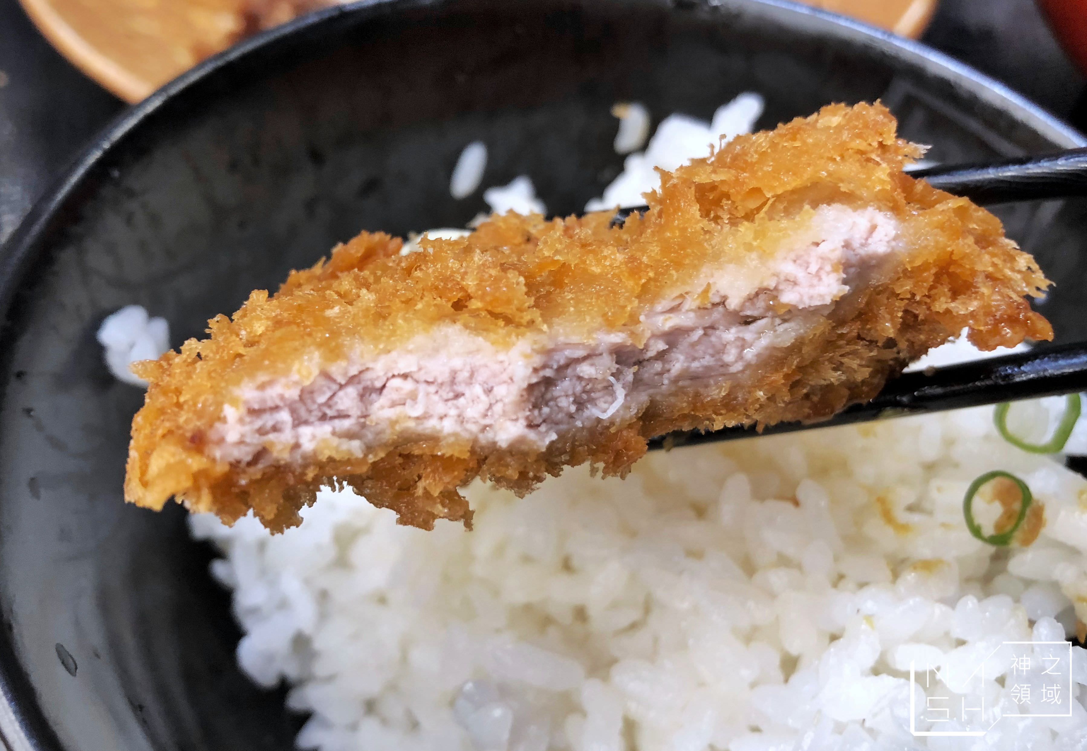 吉豚屋