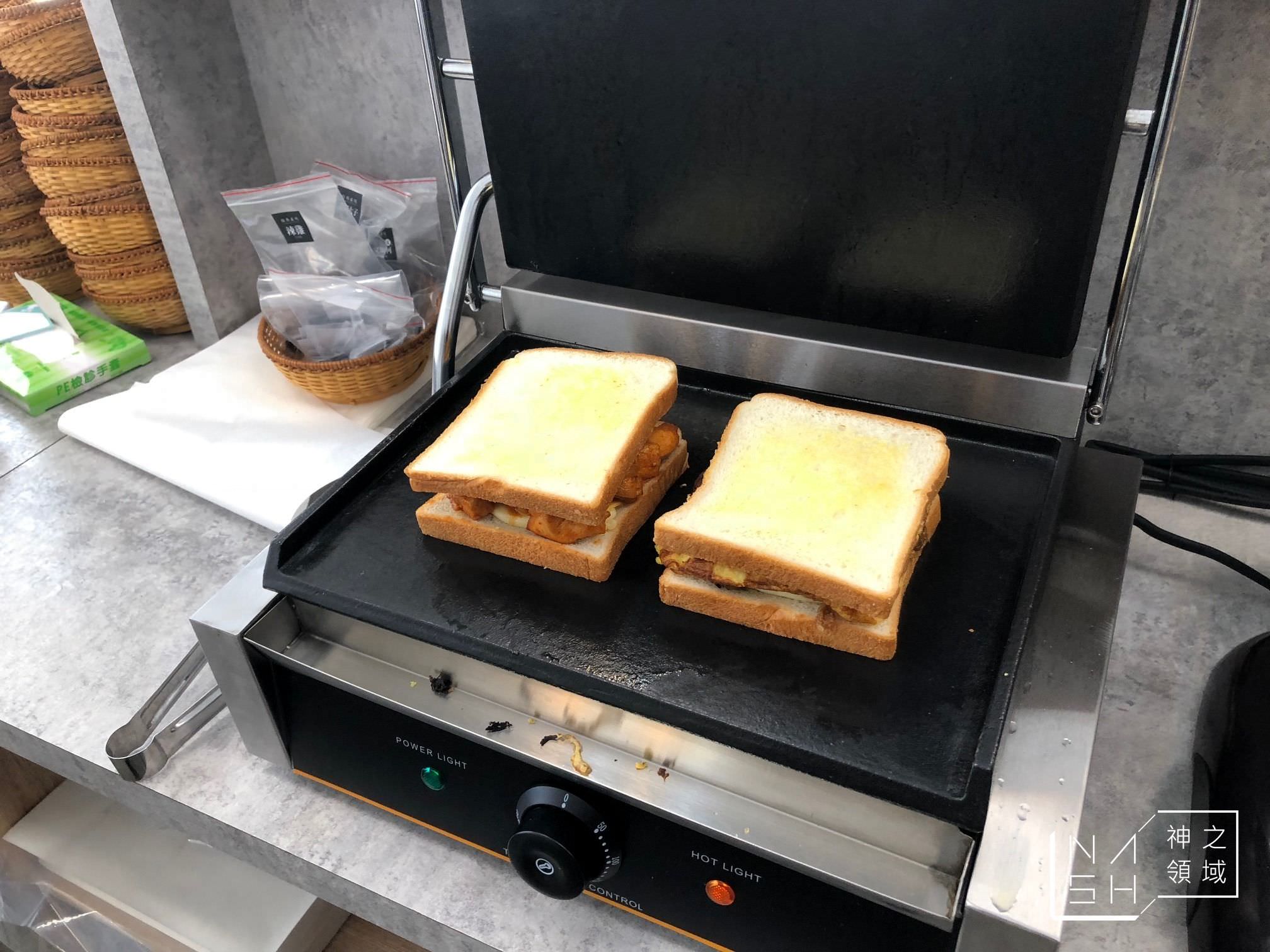老司機熱壓三明治