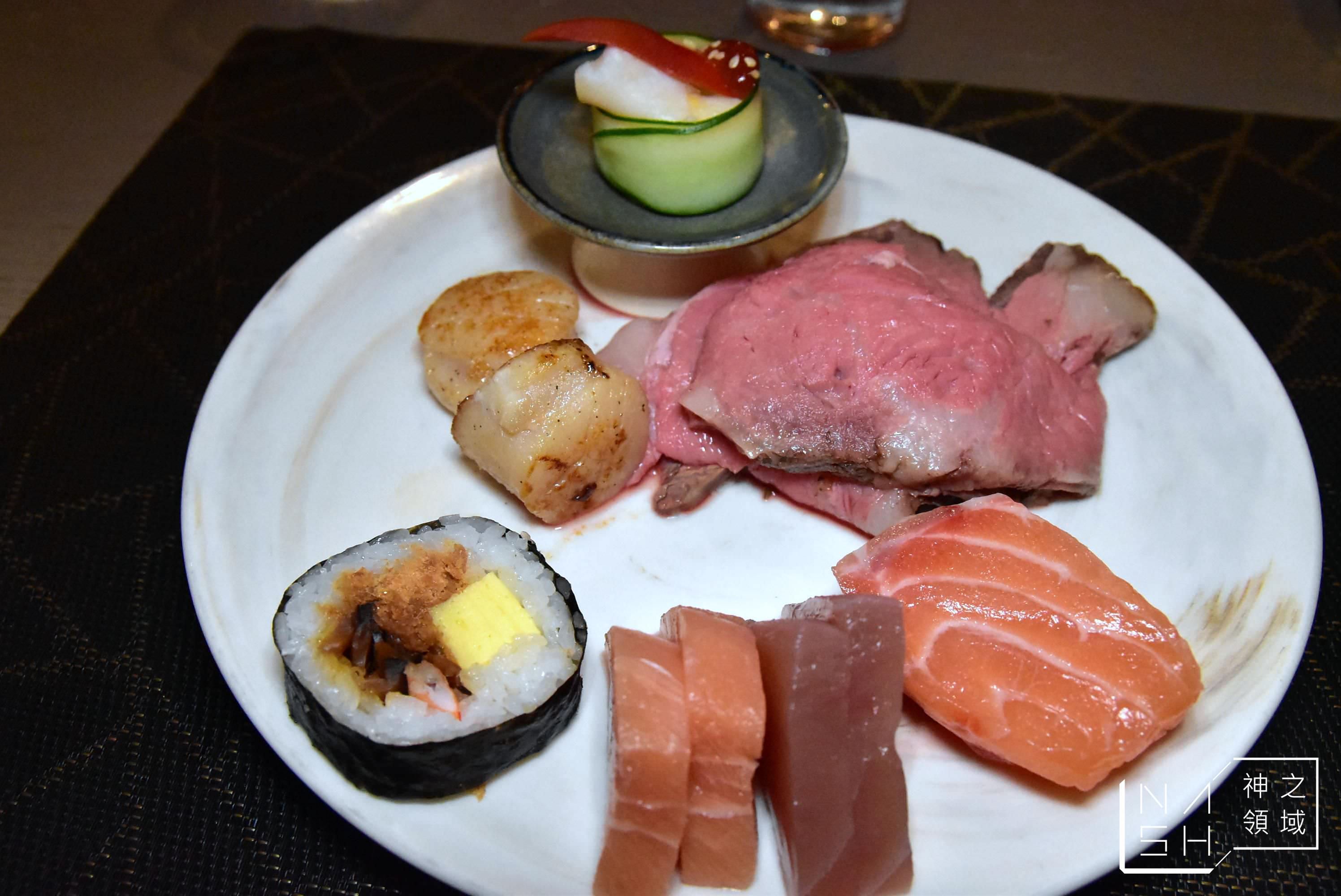 饗饗