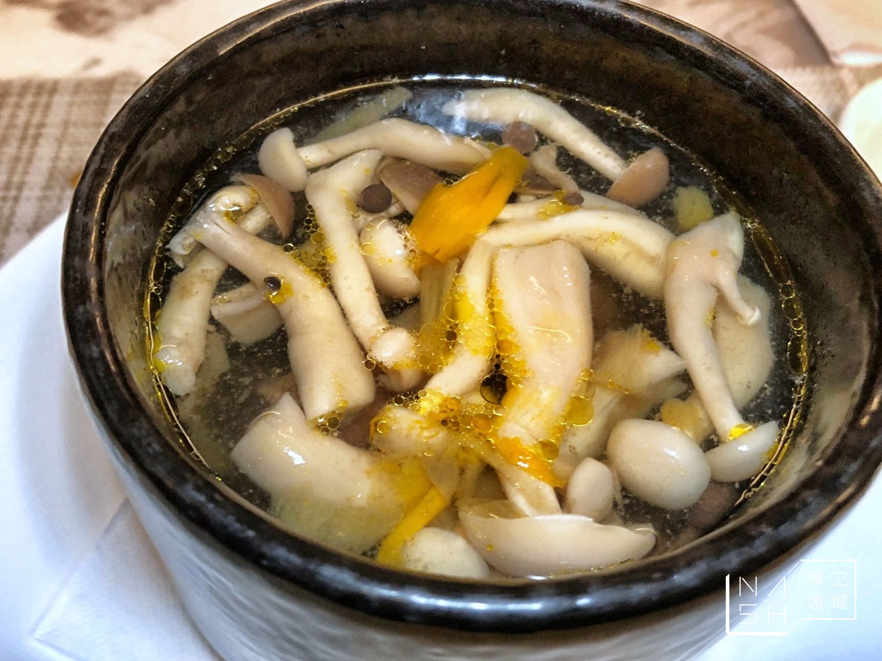 緩慢石梯坪