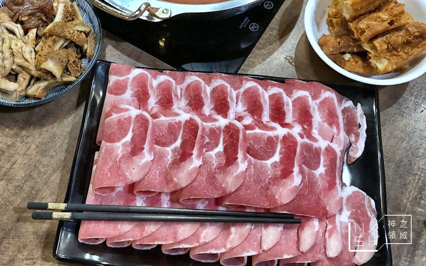 八條老宅麻辣鍋