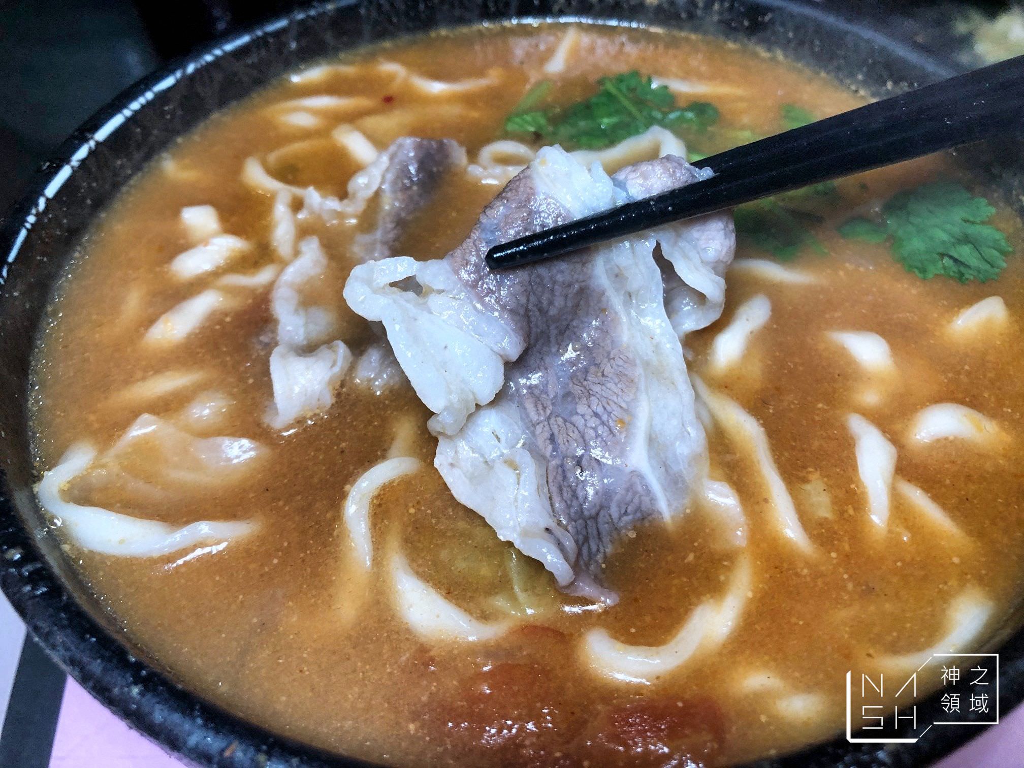 桃花源牛肉麵館