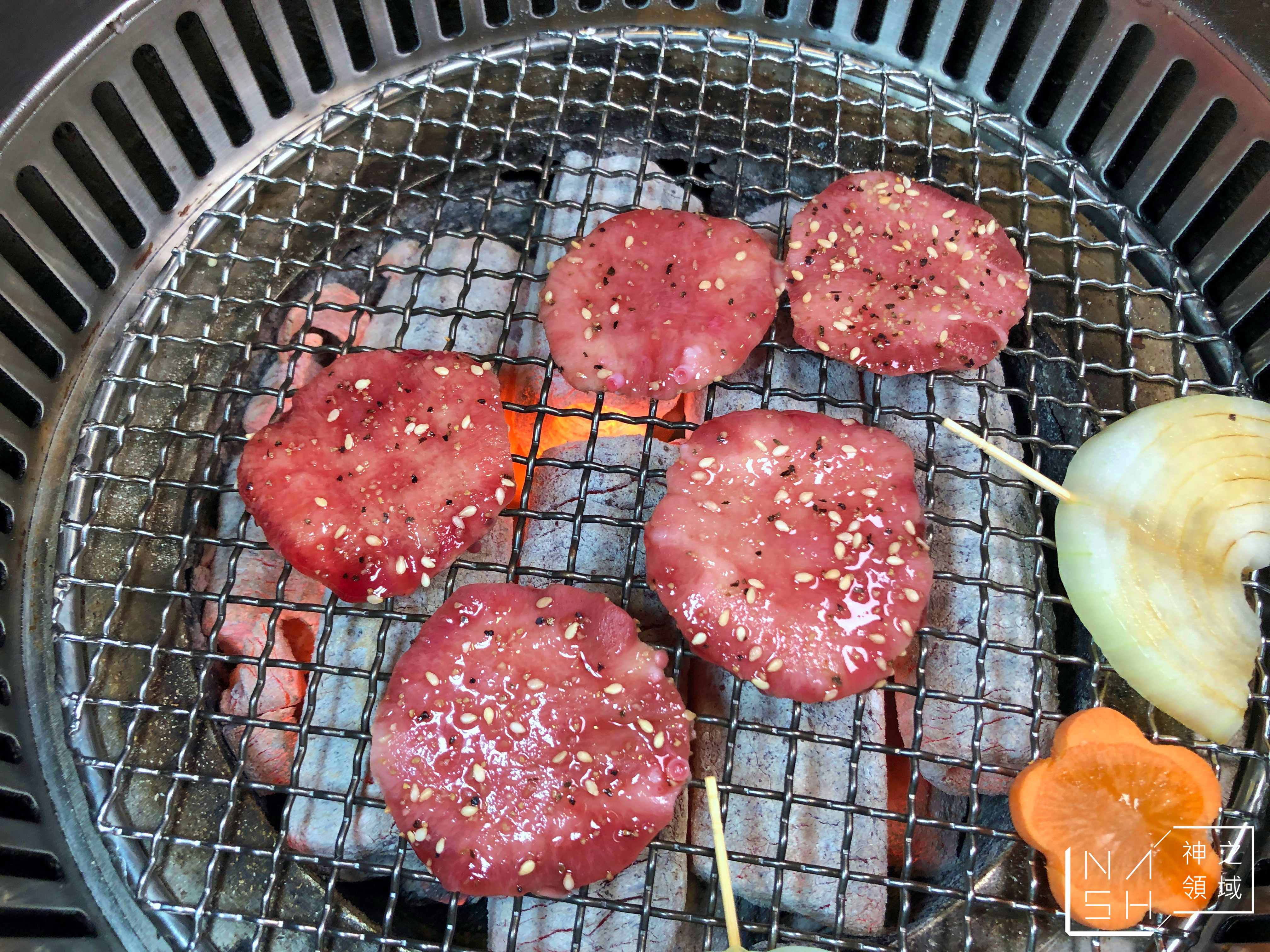 玉須龍炭火燒肉