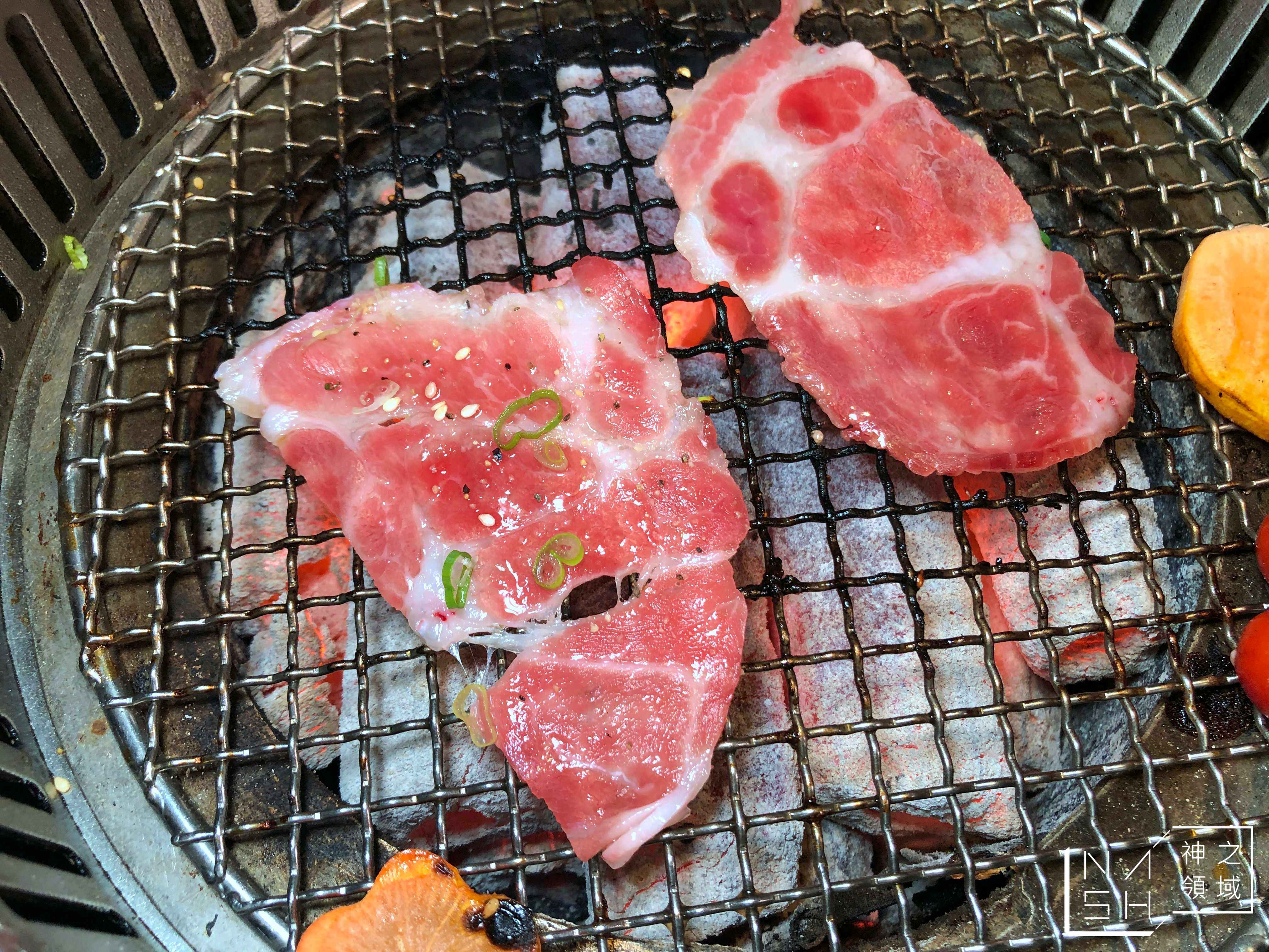 玉須龍炭火燒肉