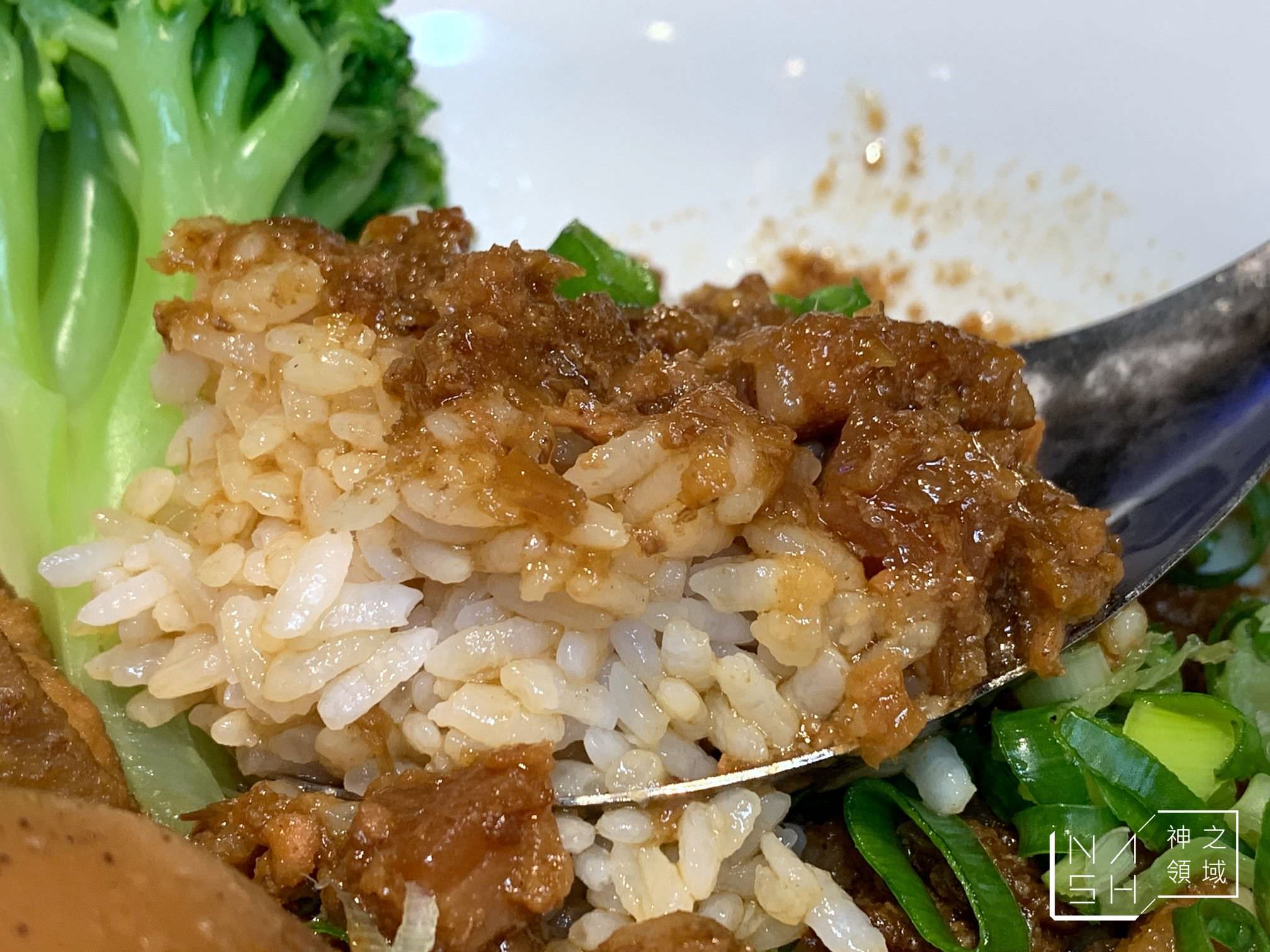 桃園機場第二航廈美食
