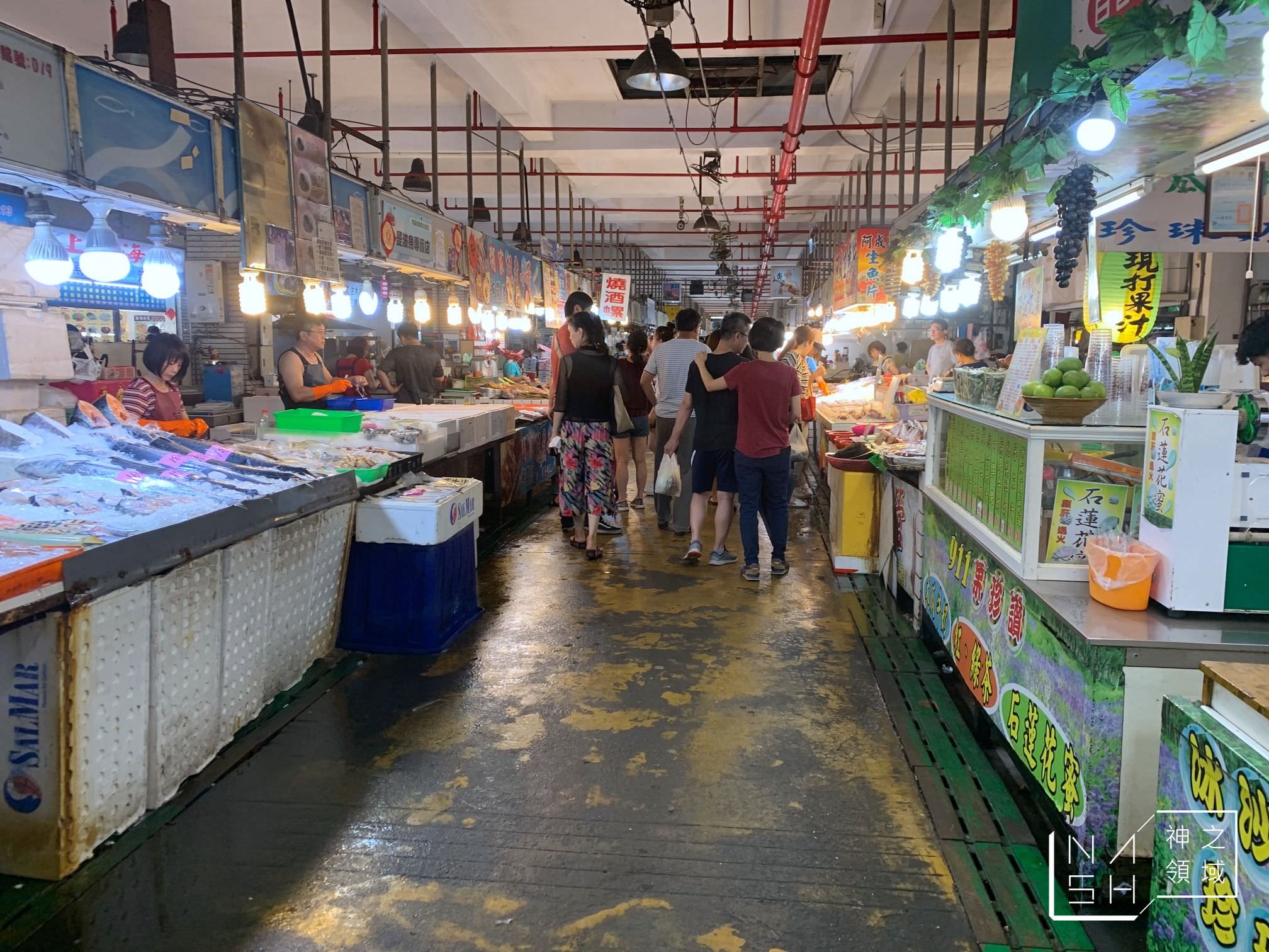 布袋港觀光漁市
