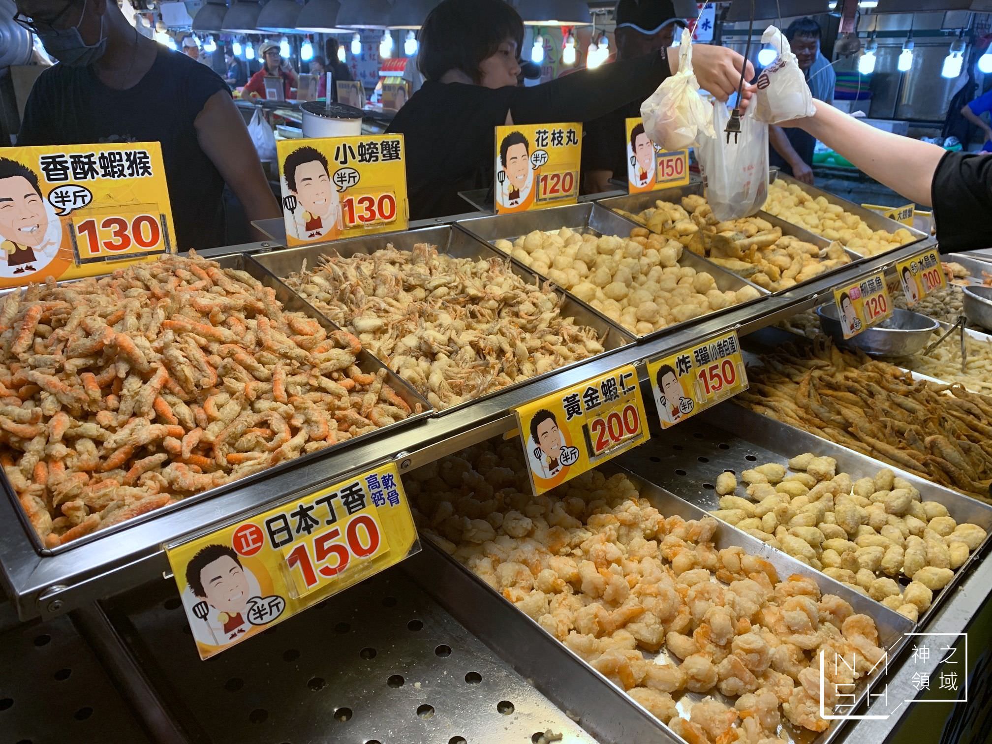 布袋港觀光漁市