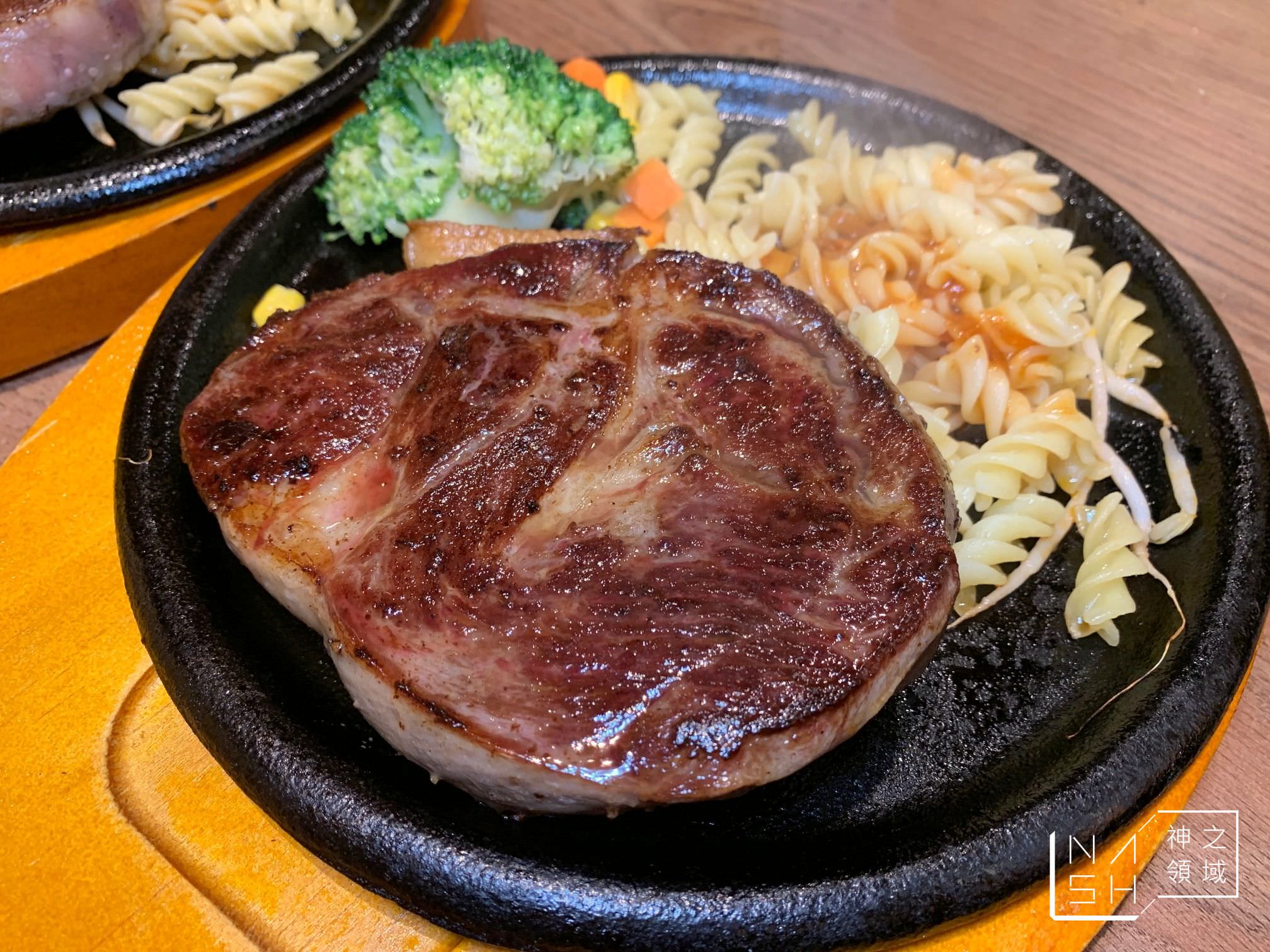 爭厚厚切牛排