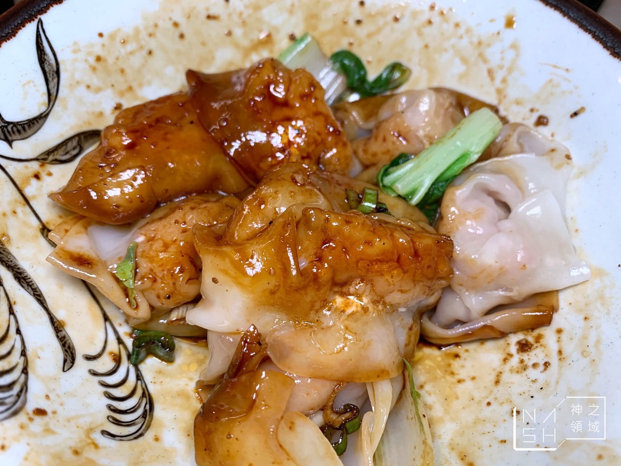 劉媽媽酸菜白肉鍋