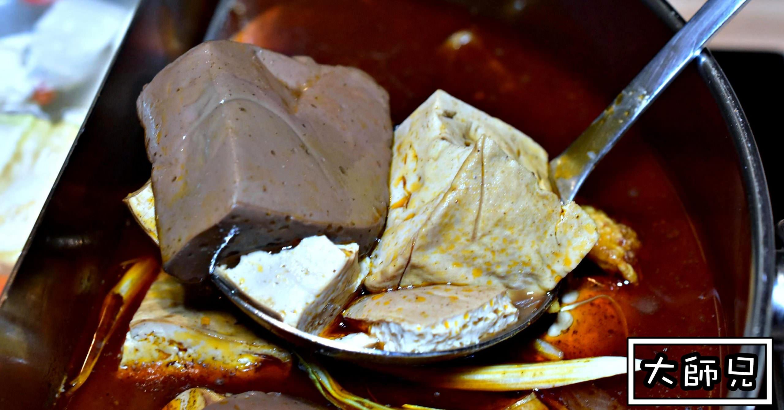 大師兄麻辣鍋|東區火鍋-鍋底和銷魂麵好吃 但整體價錢偏貴 (菜單價錢)