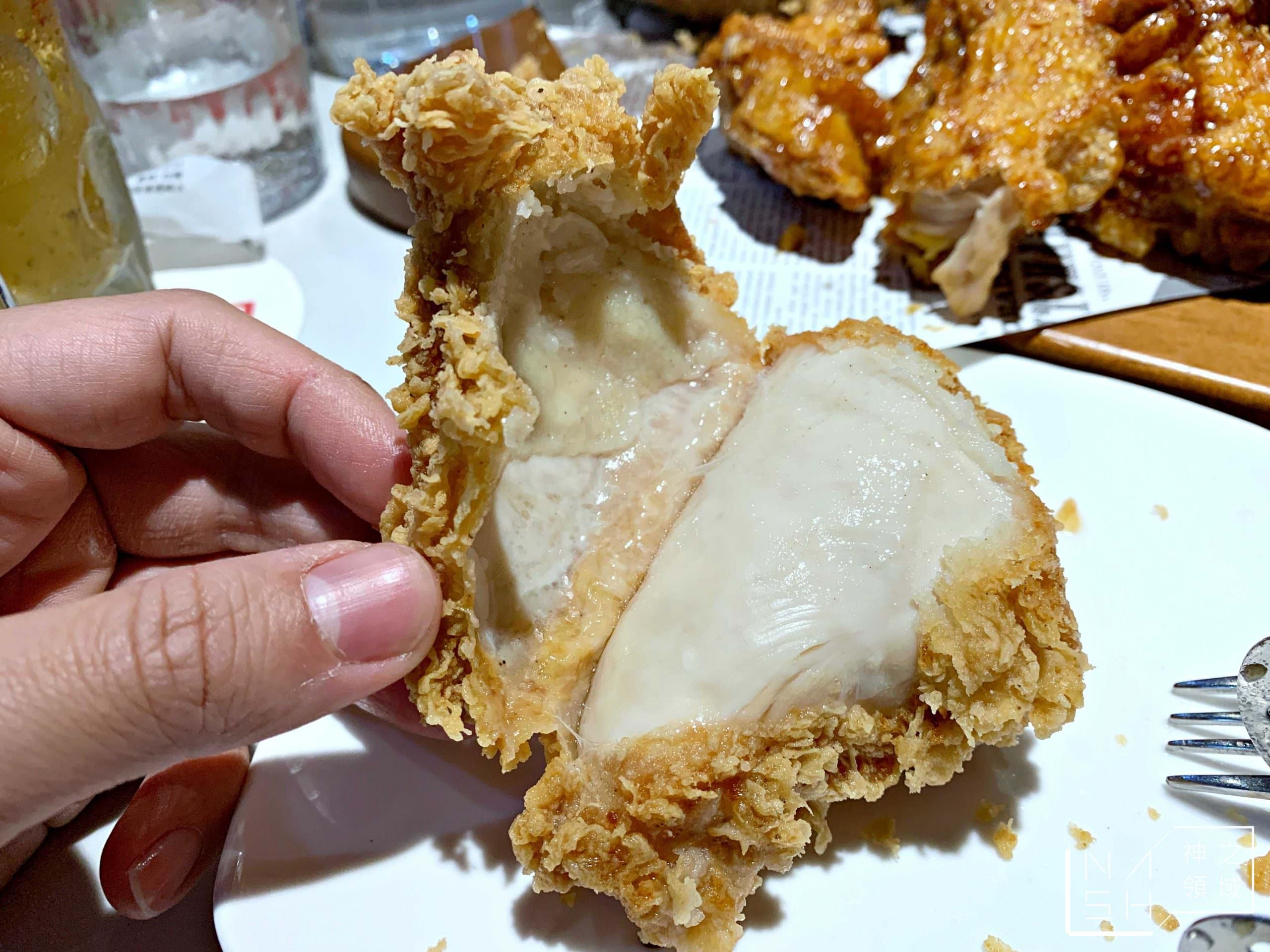 bb.q CHICKEN