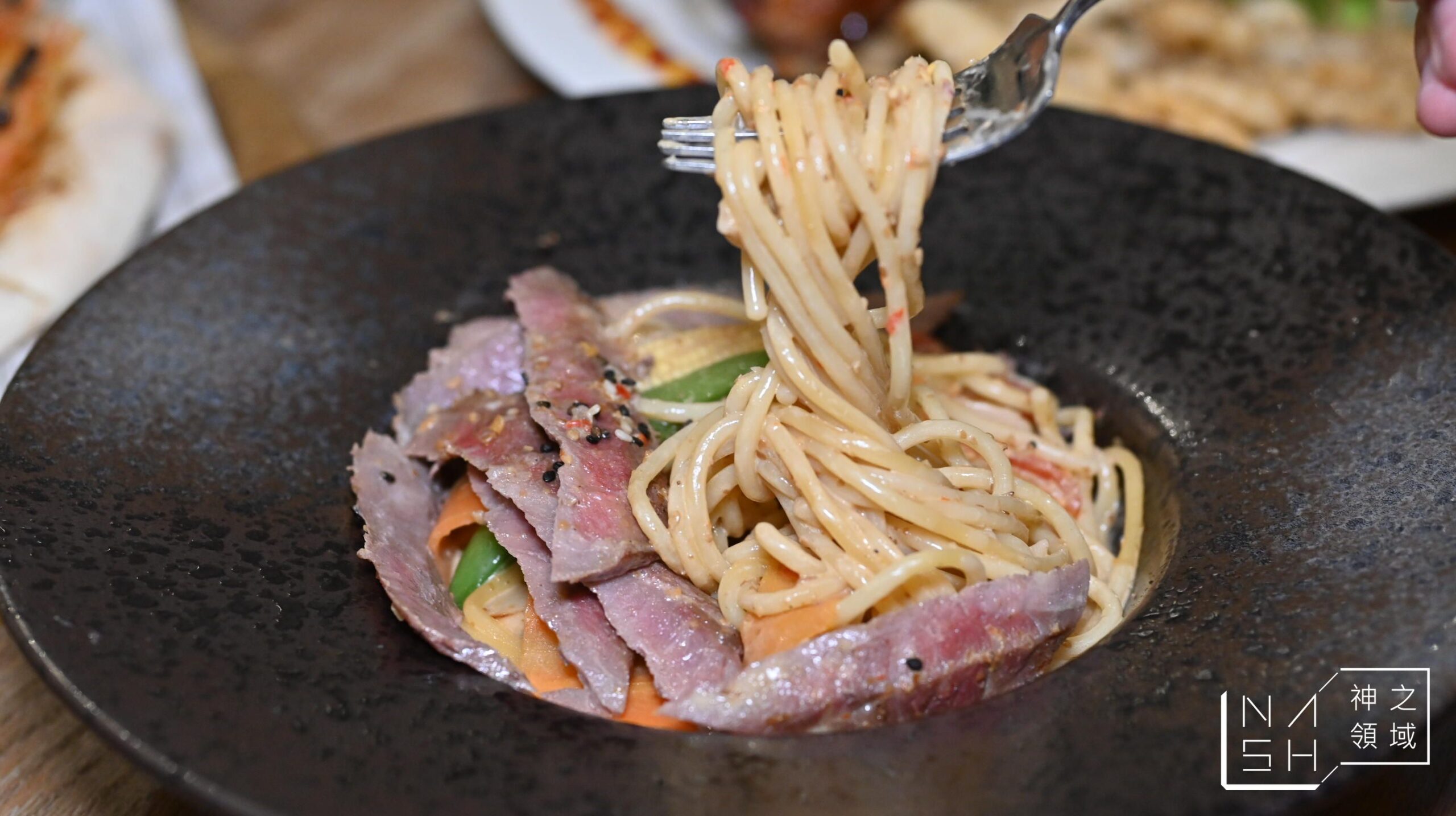 雛菊餐桌