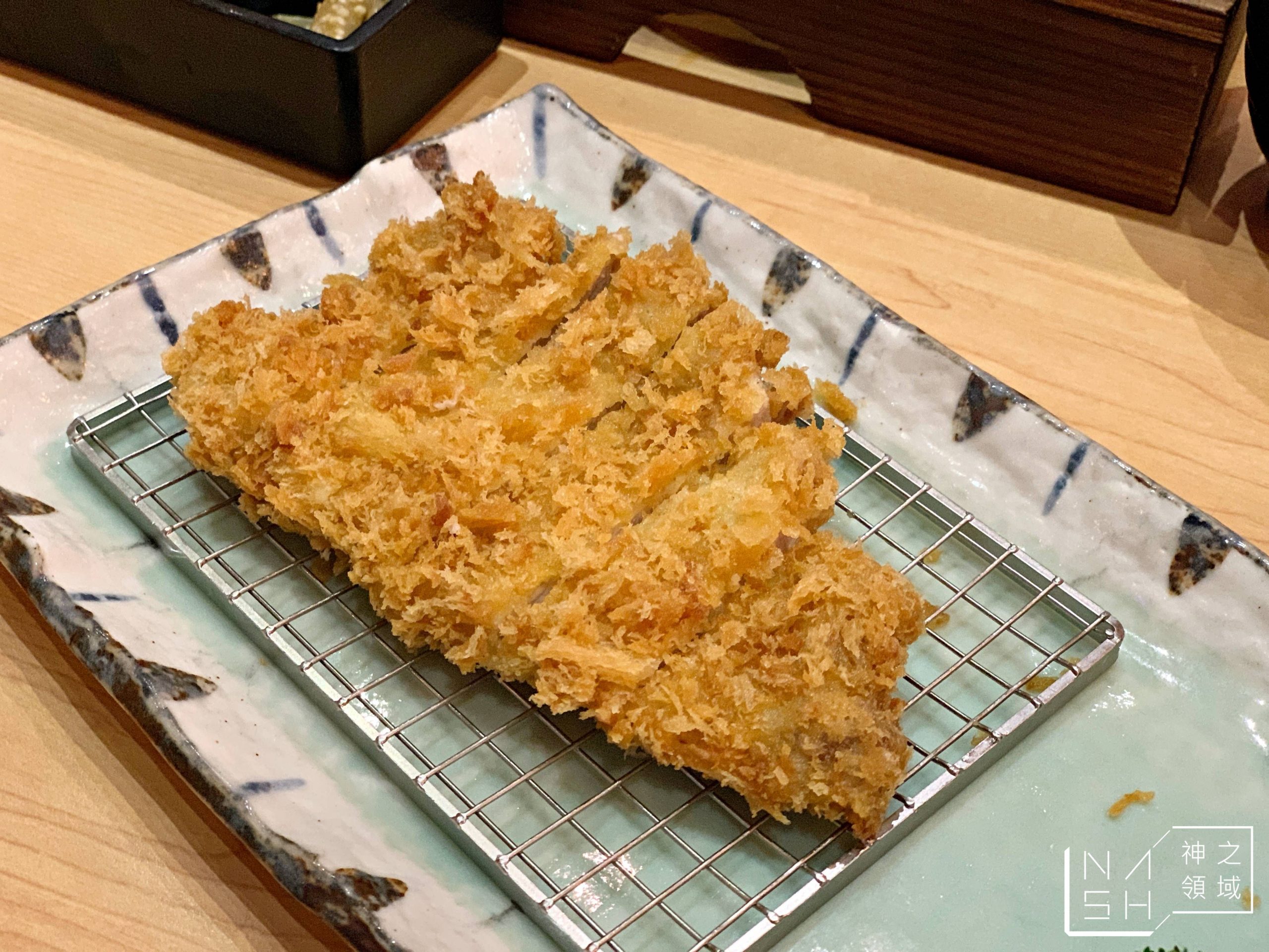 勝博殿