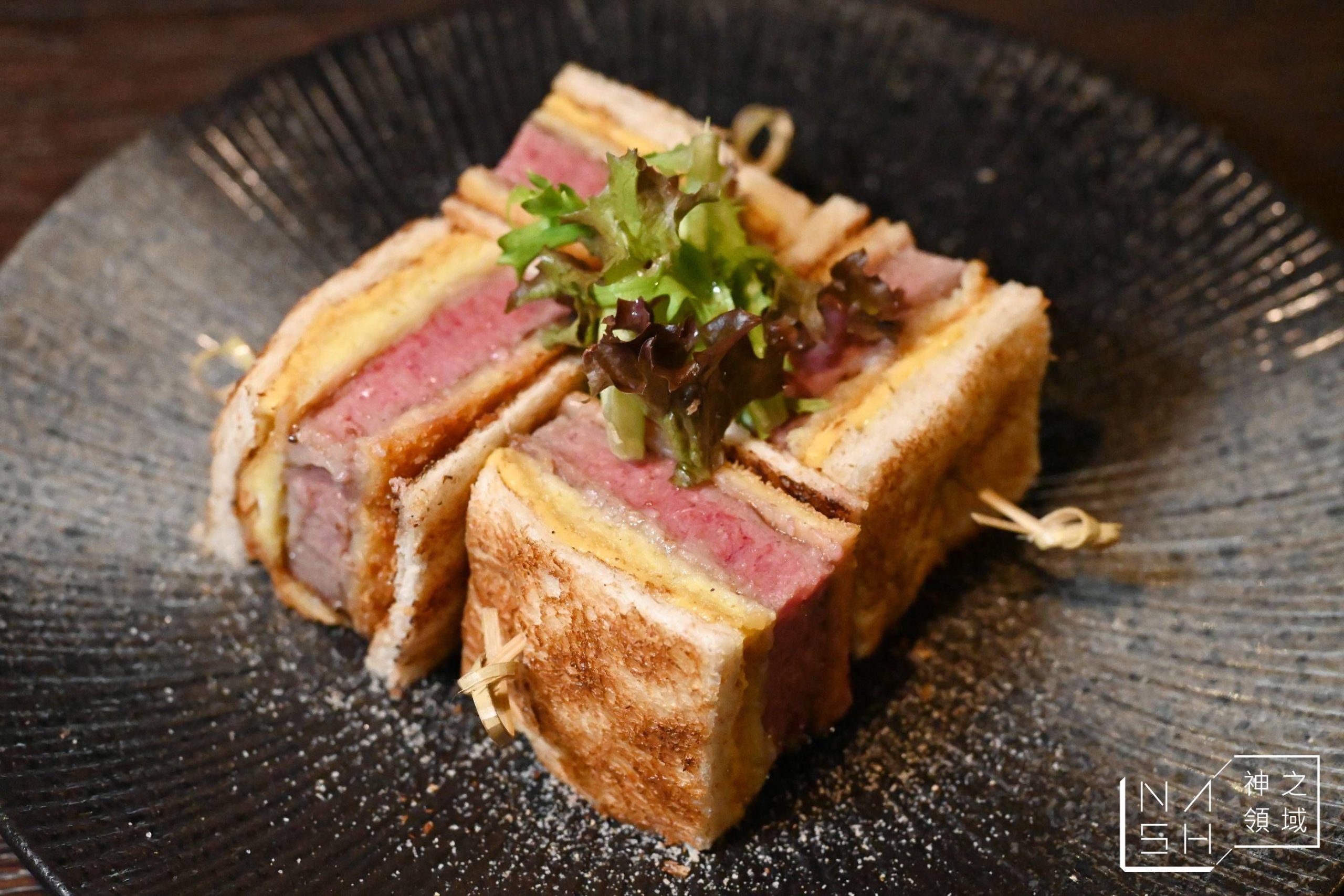 頂焰精肉小酒館