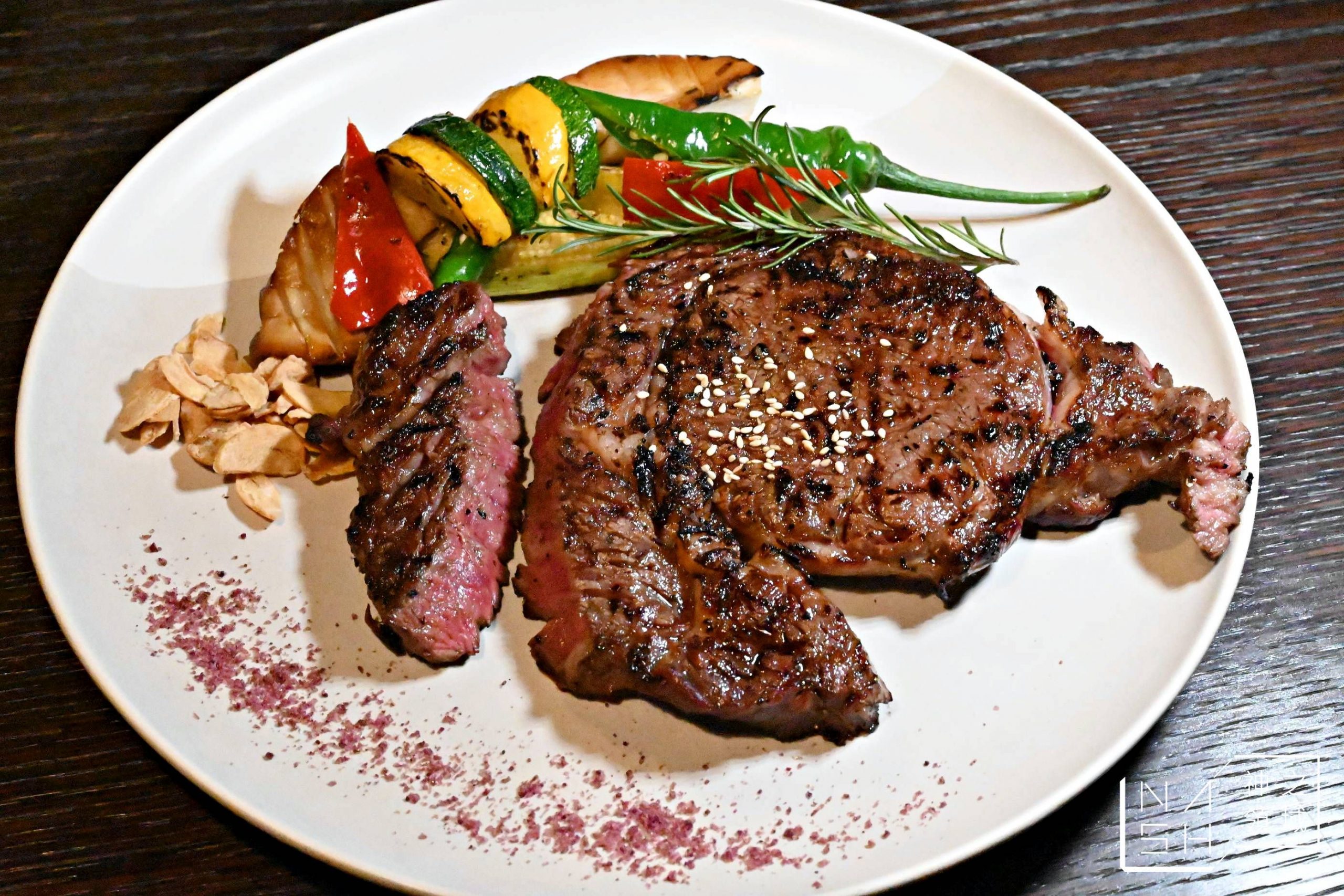 頂焰精肉小酒館