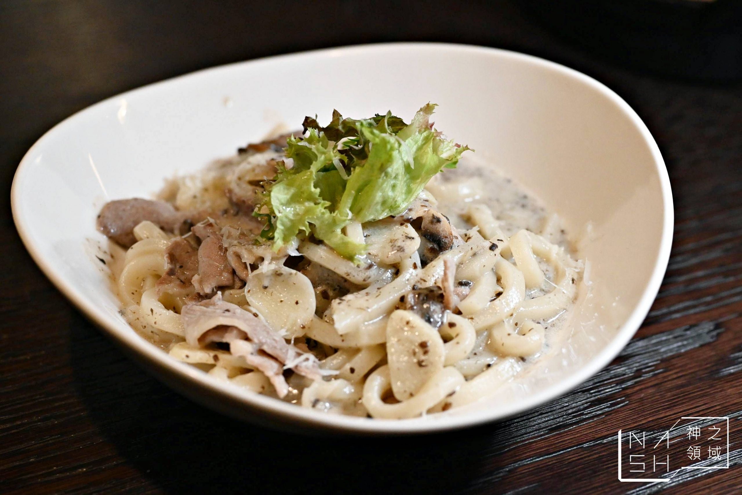 頂焰精肉小酒館