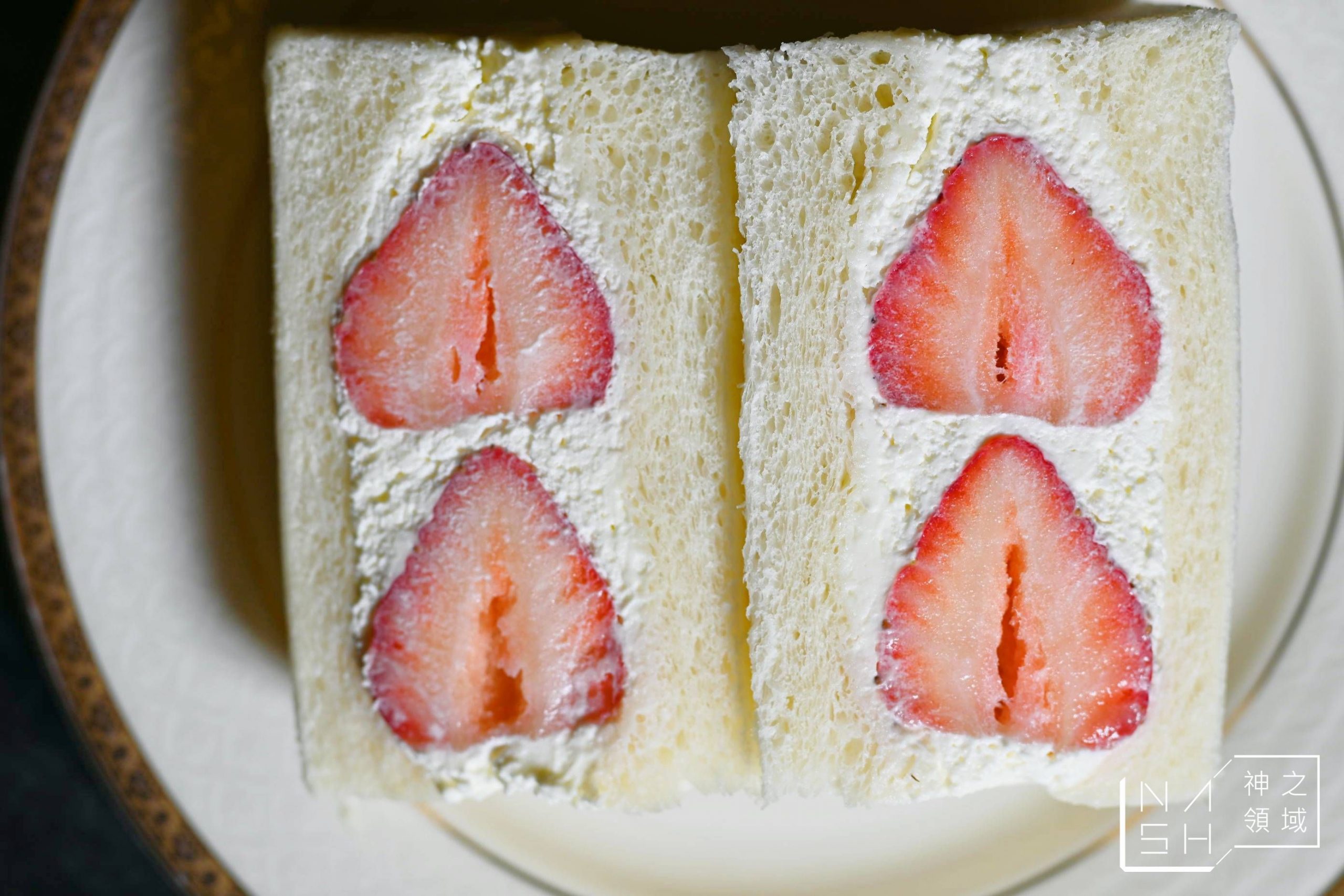 JUICY JEWEL