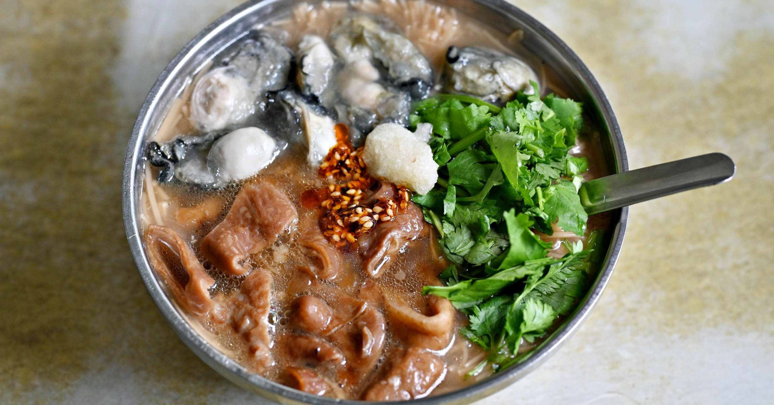 阿川麵線|台北麵線推薦 浮誇的用料擺滿整碗只要$60