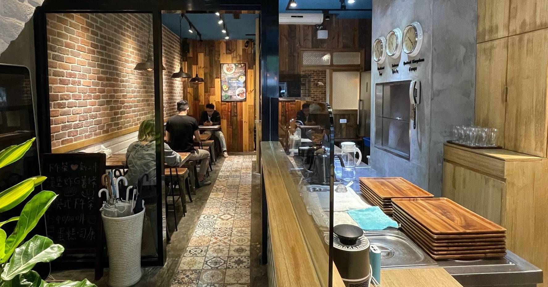 【考乍熋宝】中山泰式料理 泰國人做的泰國料理超好吃 (菜單)