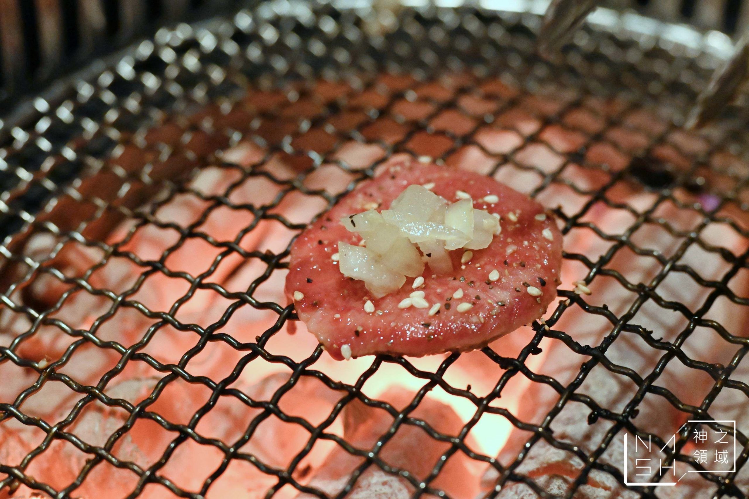 玉須龍炭火燒肉