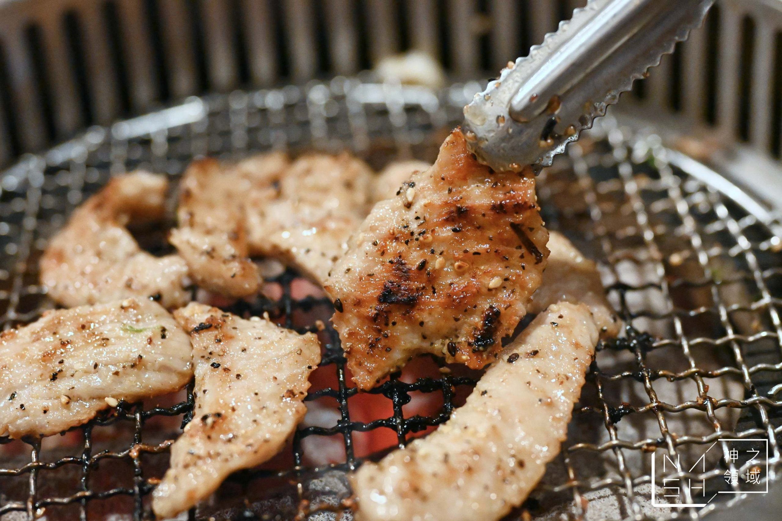 玉須龍炭火燒肉