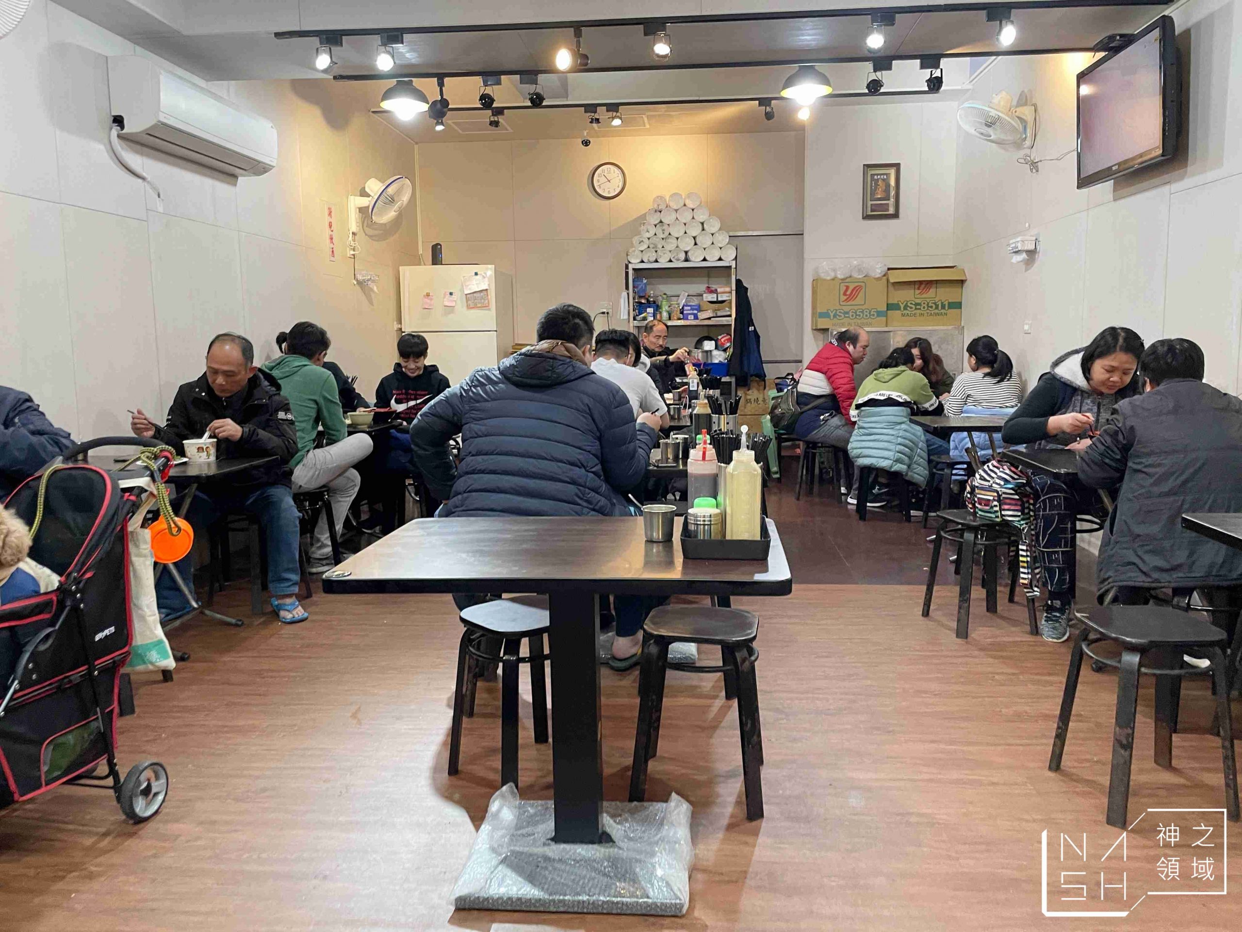 無名米粉湯、海產粥