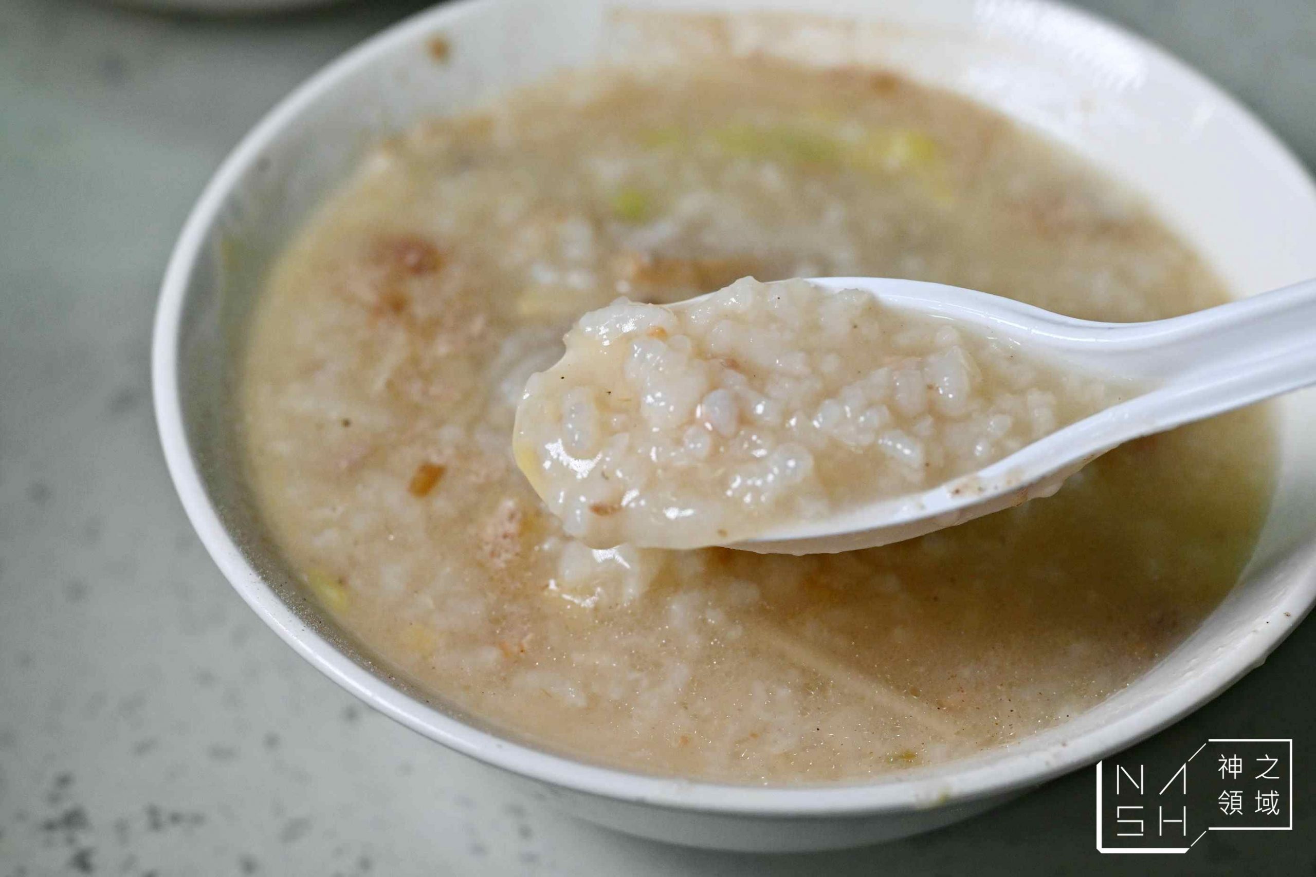 胖老闆誠意肉粥