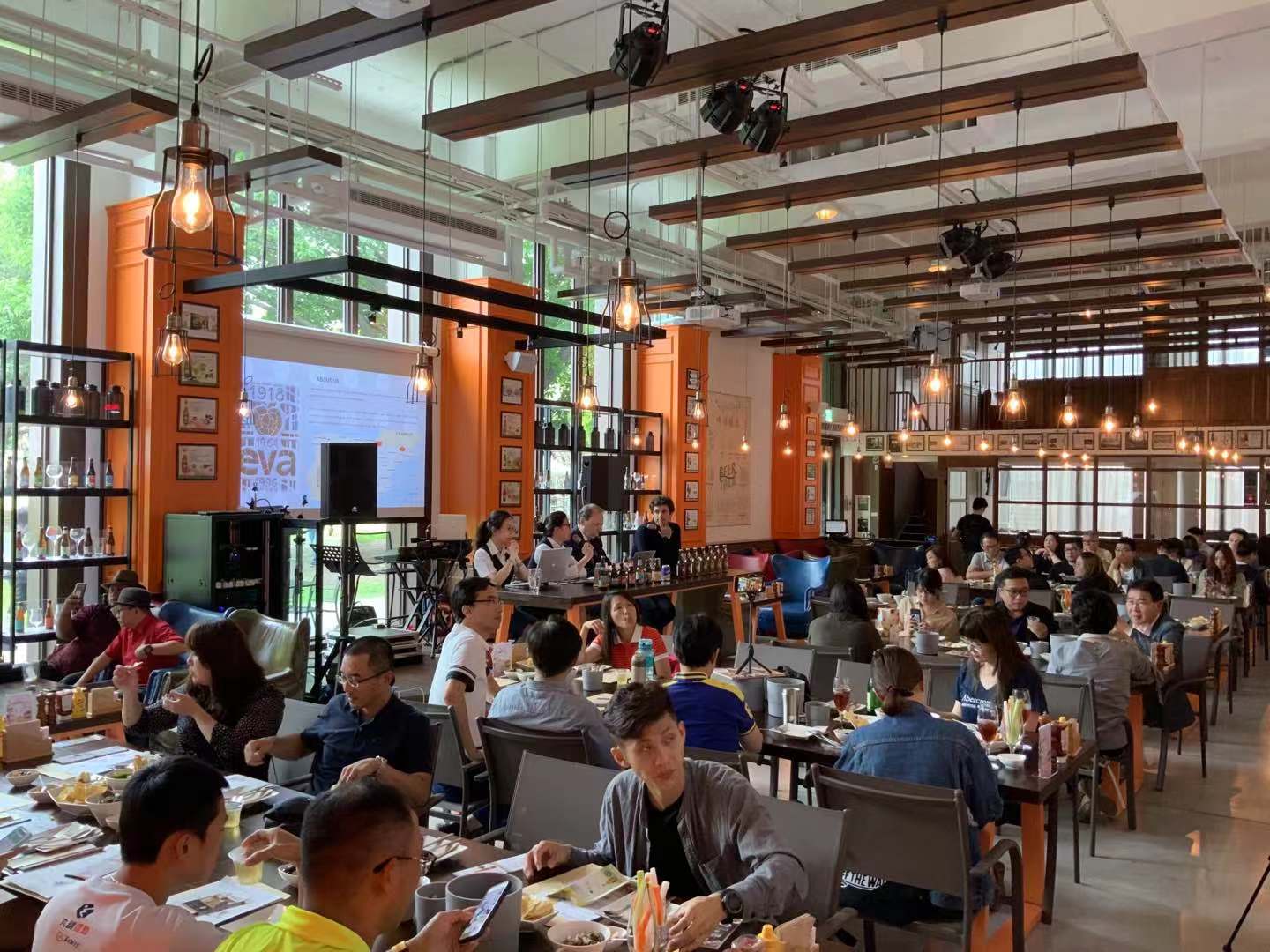 Beer Talk Cafe & Bar 細酌牛飲