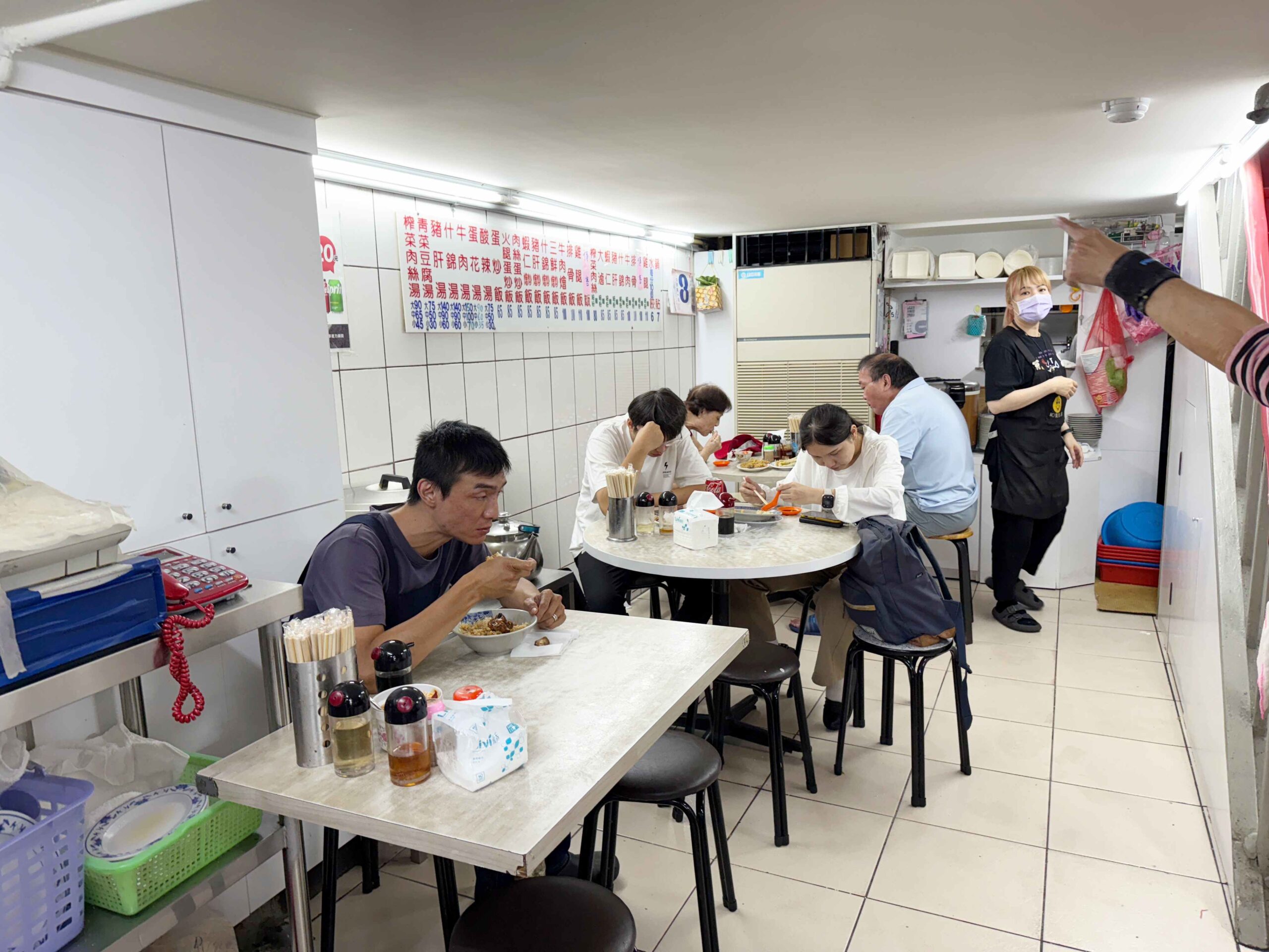 店小二