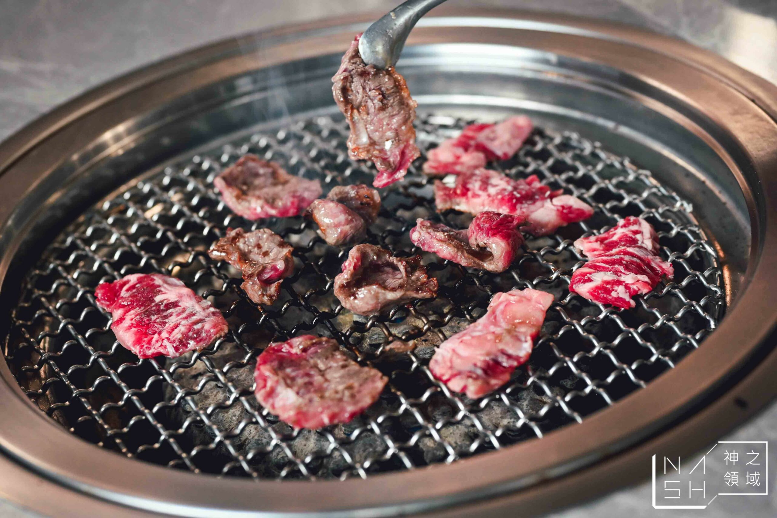吃肉肉燒肉専門店