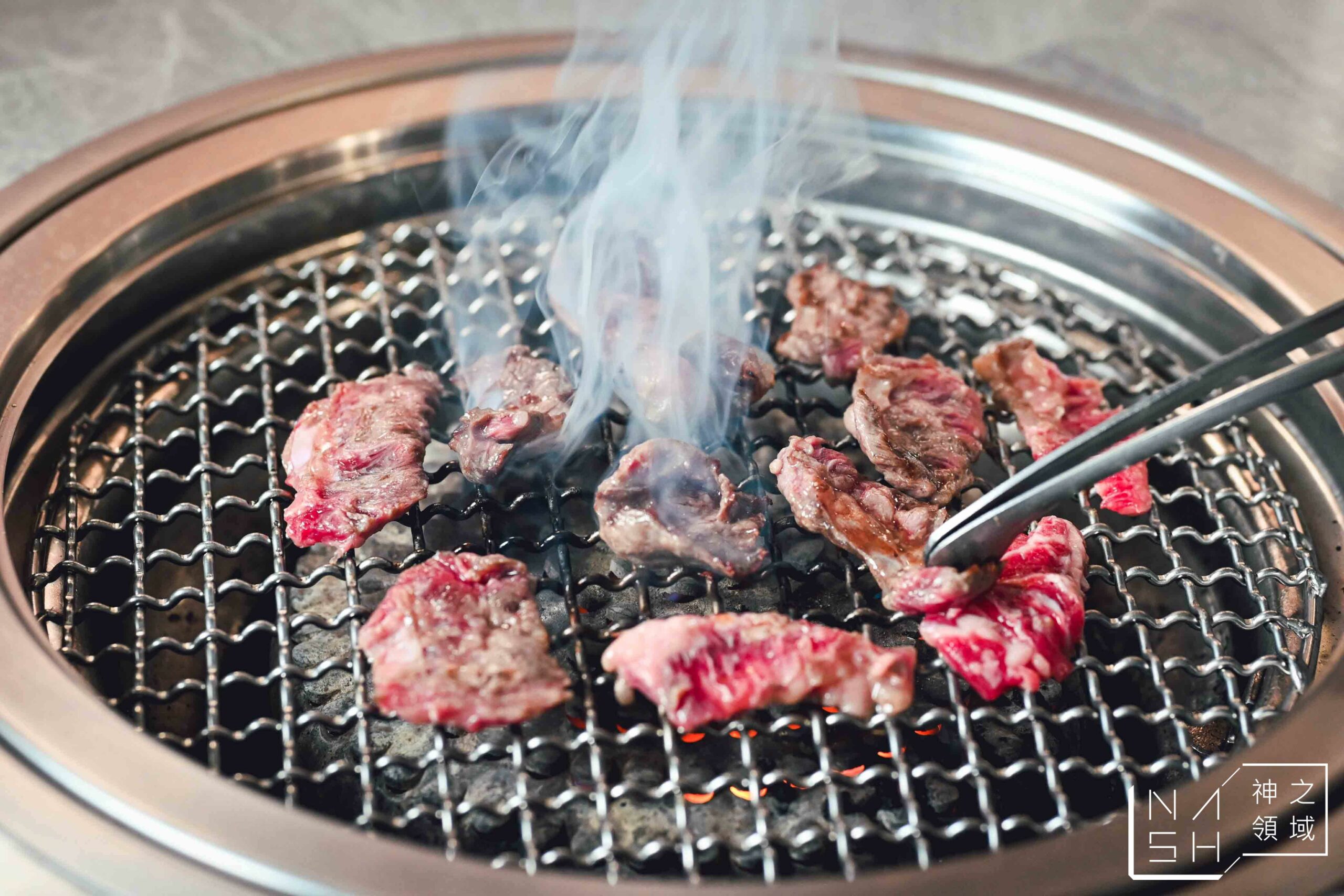 吃肉肉燒肉専門店