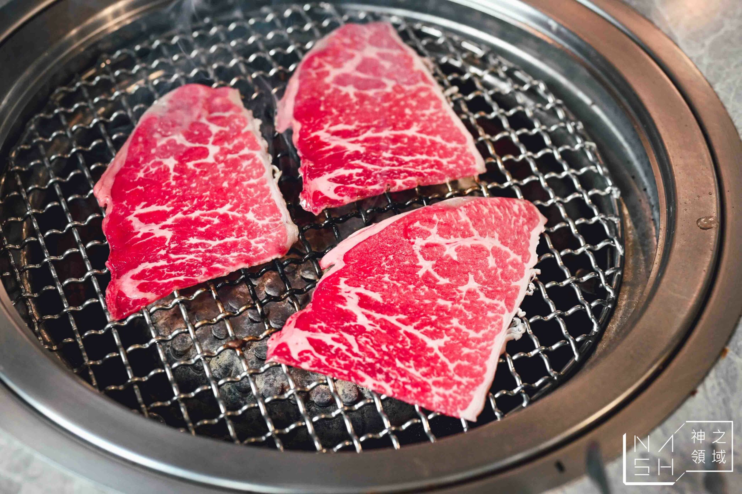 吃肉肉燒肉専門店