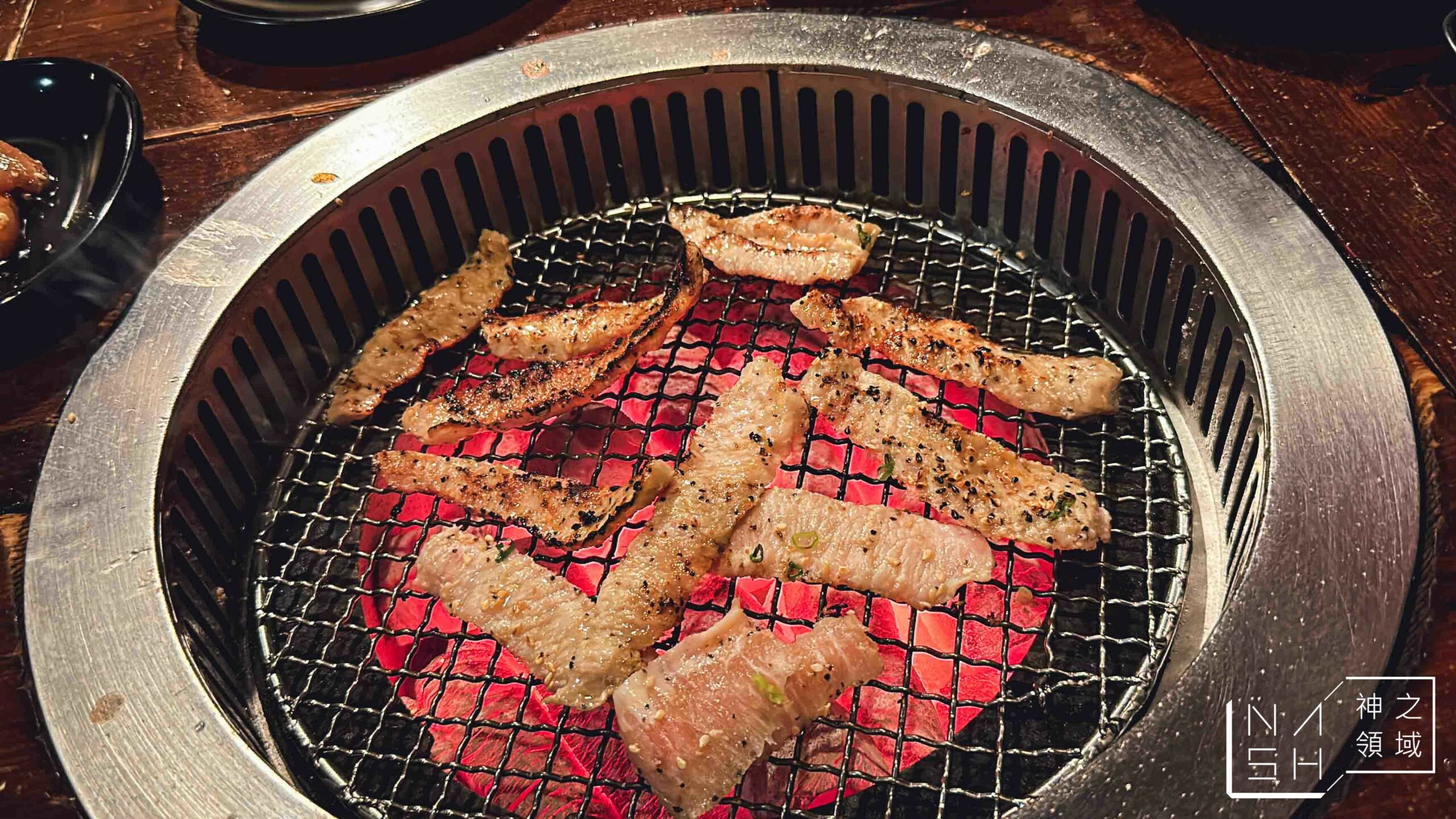 玉須龍炭火燒肉