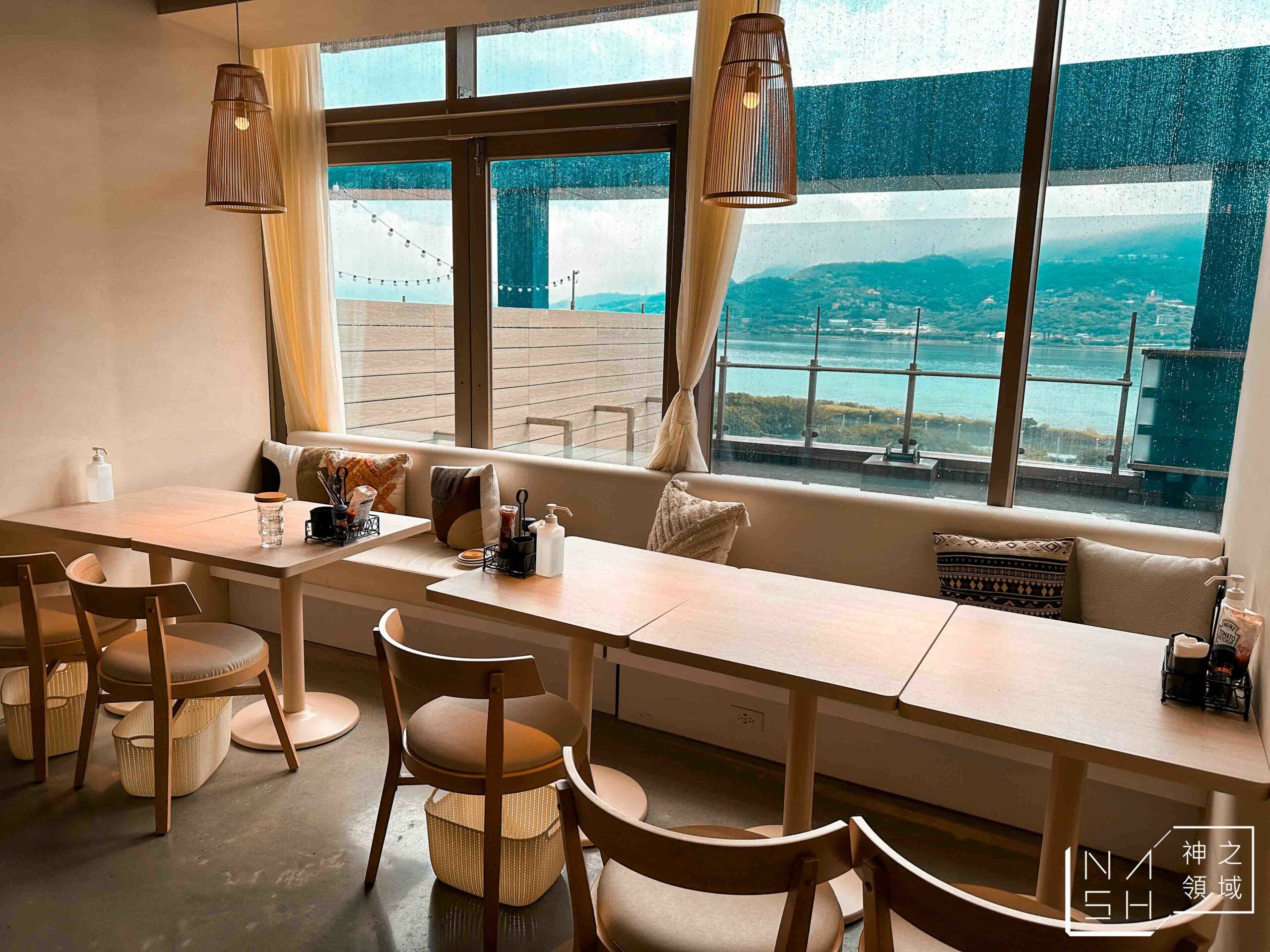 SECOND FLOOR CAFE 貳樓淡水站前店