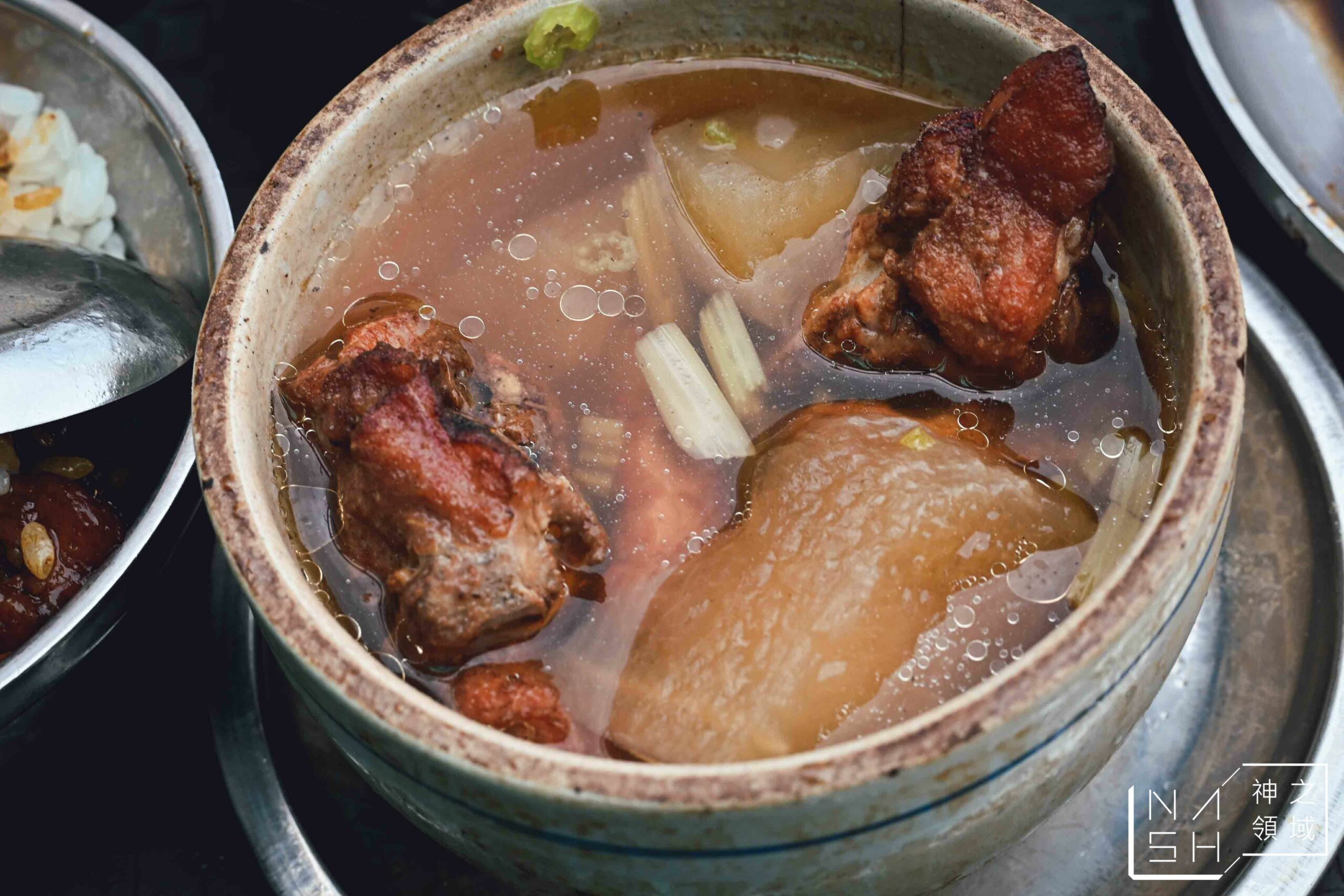 矮仔財滷肉飯