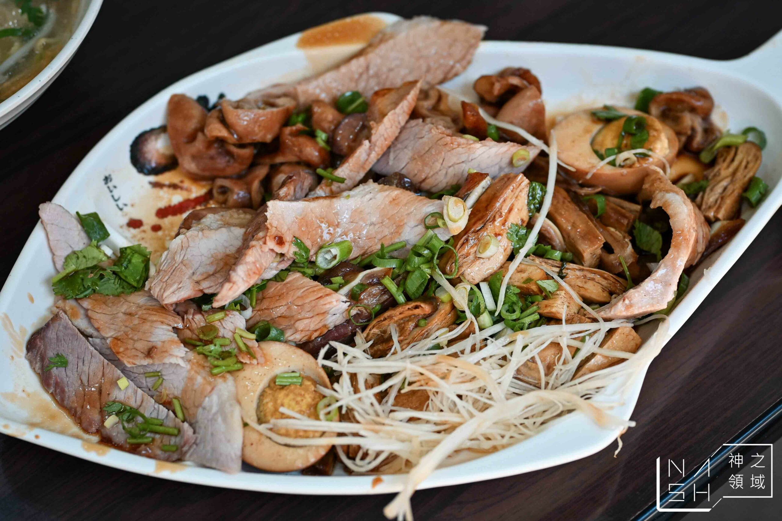 石碇頭骨肉老店