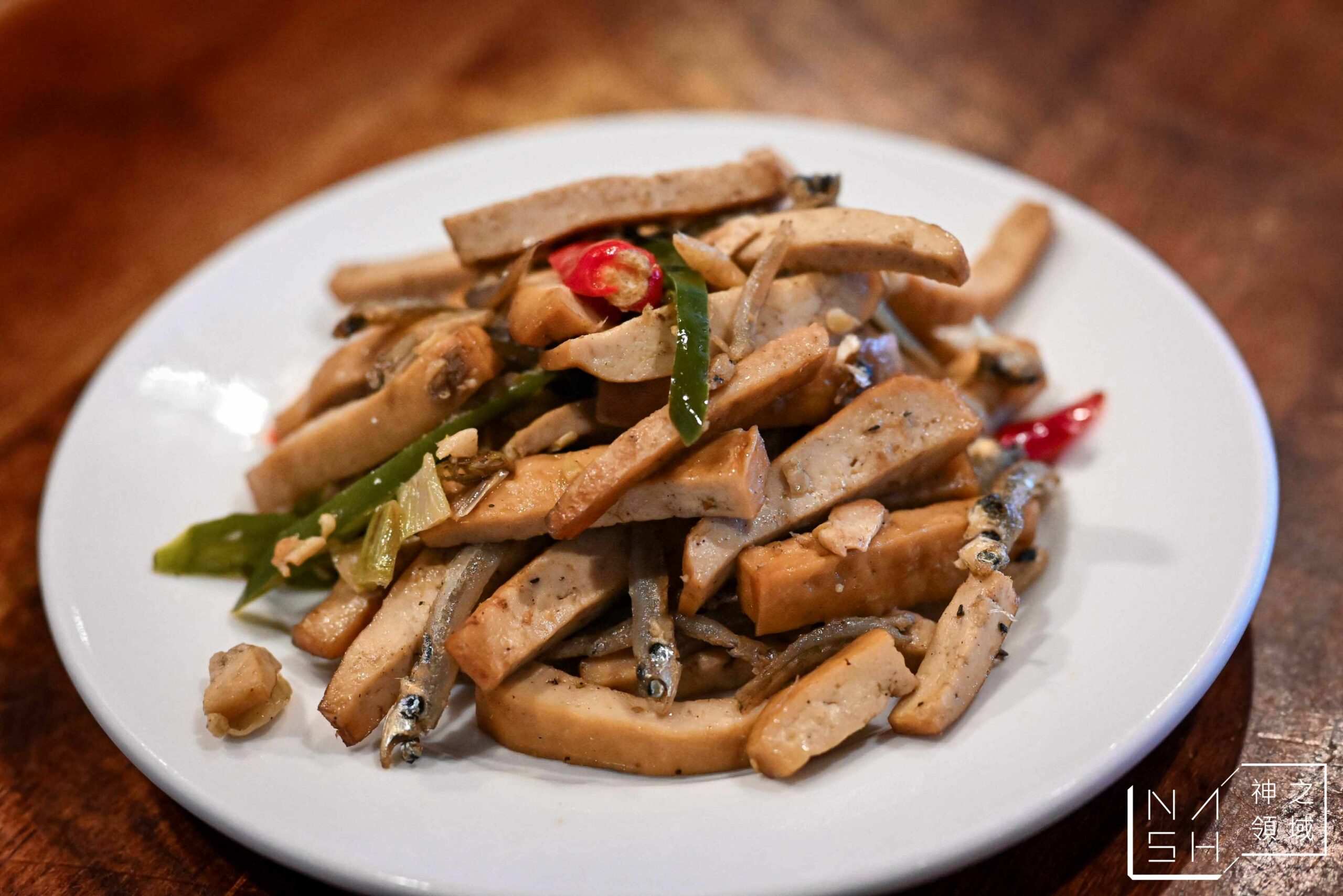 牛耳精緻麵館